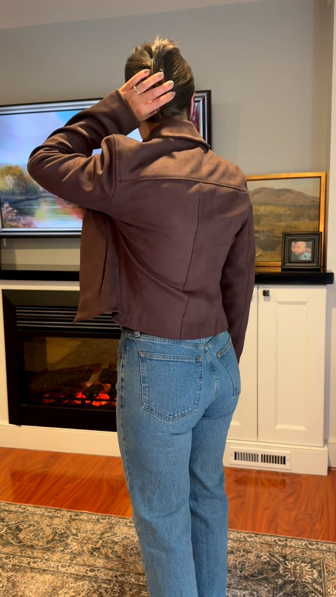 xs top, xs jacket, 24 extra short jeans. I’m 5ft, 115lbs.

Fall outfits
Petite outfits
Fall coat
Fall jackets
Fall sweater
Short sleeve sweater
90s relaxed jeans
Petite jeans
Denim
Capsule wardrobe 

@abercrombie 
#abercrombiepartner

#LTKPetite #LTKSeasonal #LTKootd