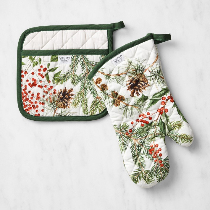 Woodland Berry Oven Mitt & Potholder Set | Williams-Sonoma