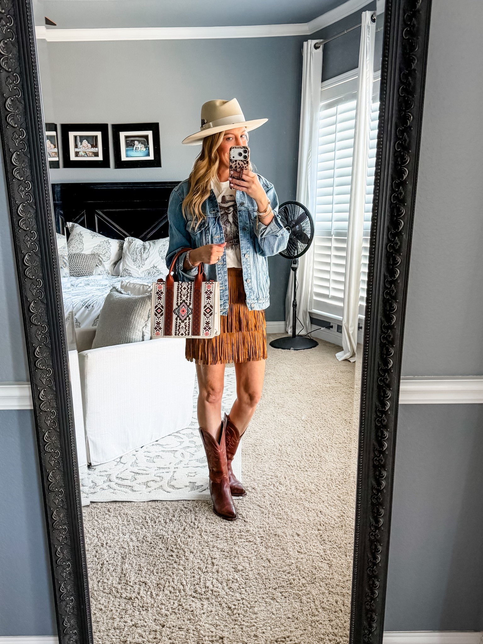 This is the perfect outfit for festival season! I’m wearing a small in the tshirt,size 4 in the skirt and small in the jacket. Boots run tts

Jeans | bootcut jeans | festival outfit | festival outfits | country concert | spring outfit | rodeo | date night | Nashville outfit | jacket | suede jacket | fringe jacket | belt | western belt | boots | cowboy boots | cowboy hat | purse | bag | skirt | fringe skirt | suede skirt | mini skirt | western skirt | @Target 




#LTKFestival #LTKSaleAlert #LTKootd