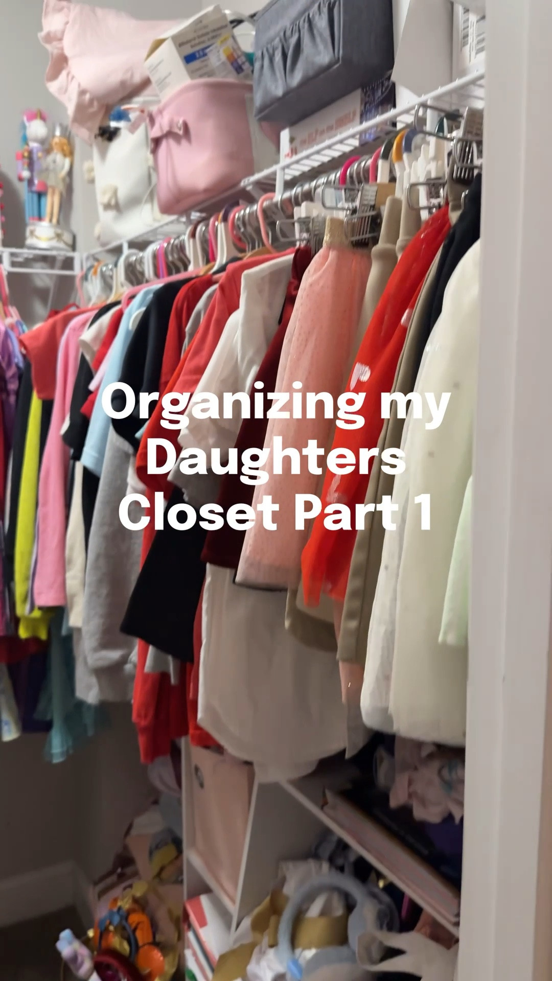 This weekend I’m organizing my Daughters closet! She got a new dresser and new hangers all from IKEA 😍❤️