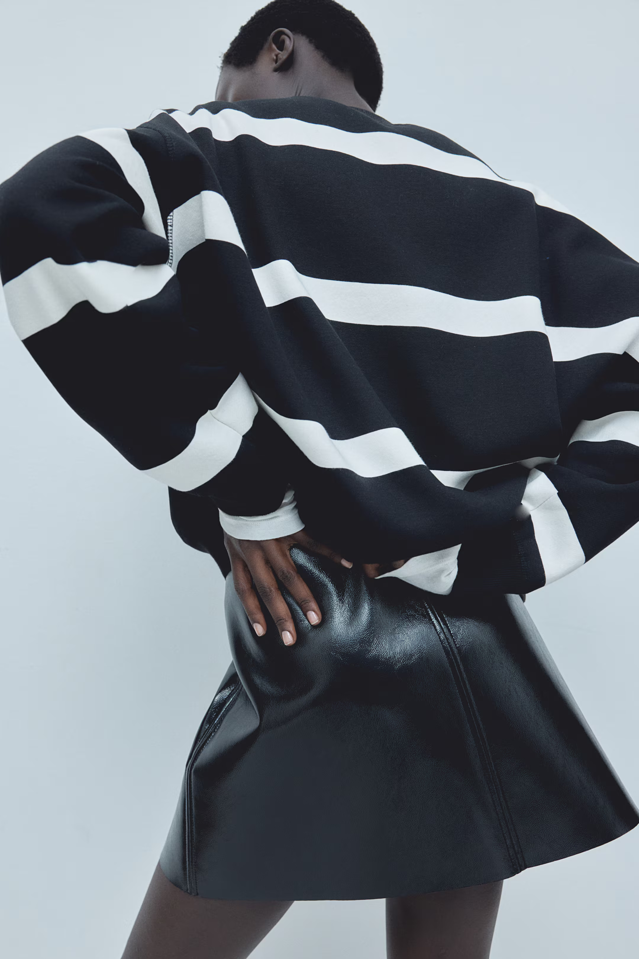 Coated mini skirt | H&M (UK, MY, IN, SG, PH, TW, HK)