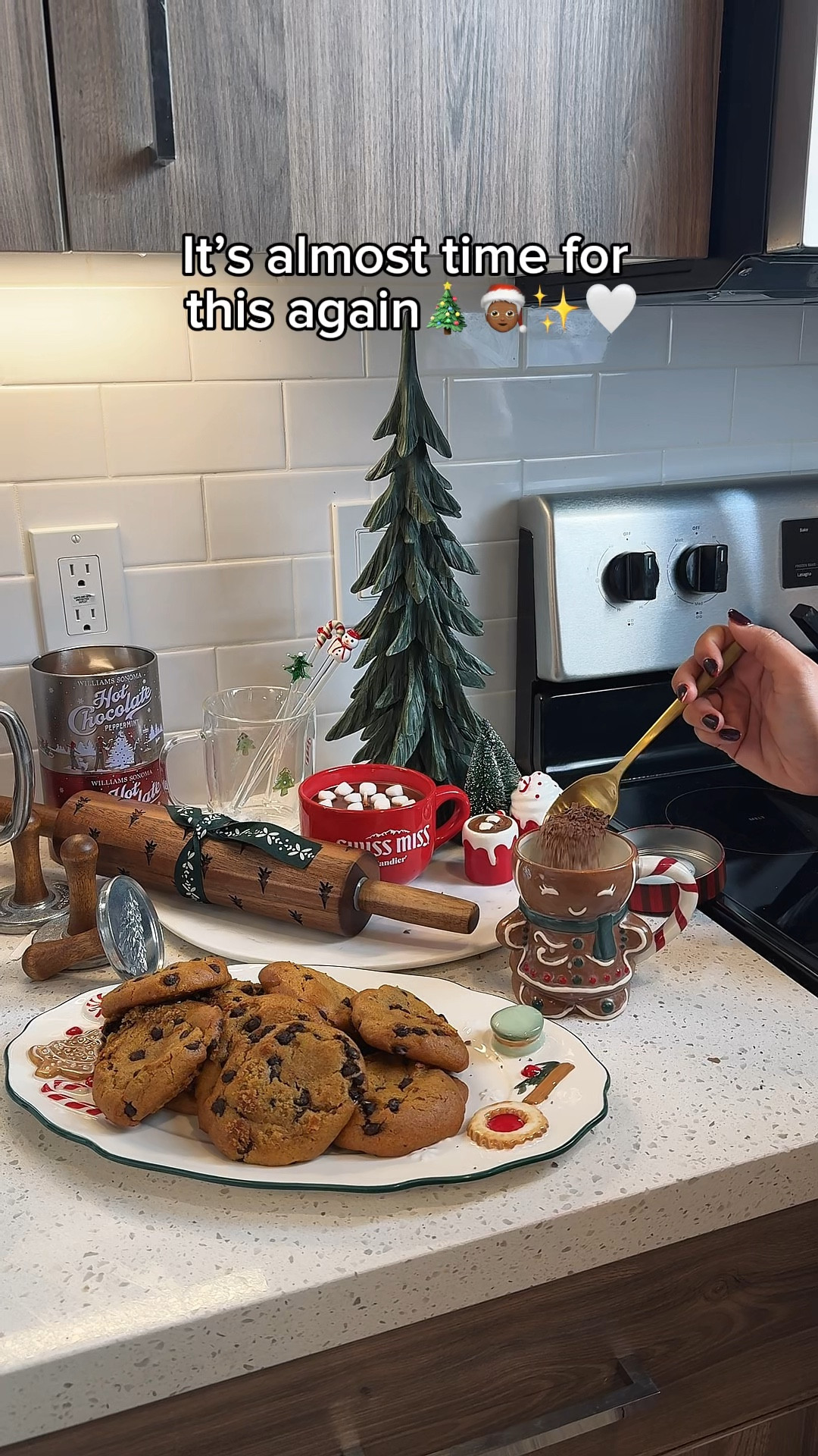 My holiday counter set up for cookies and hot cocoa!

Holiday hot cocoa station
christmas decor
christmas tree
christmas baking 
home decor
holiday home decor
pottery barn christmas
anthropologie christmas 
world market christmas 

#LTKSeasonal #LTKVideo #LTKHoliday