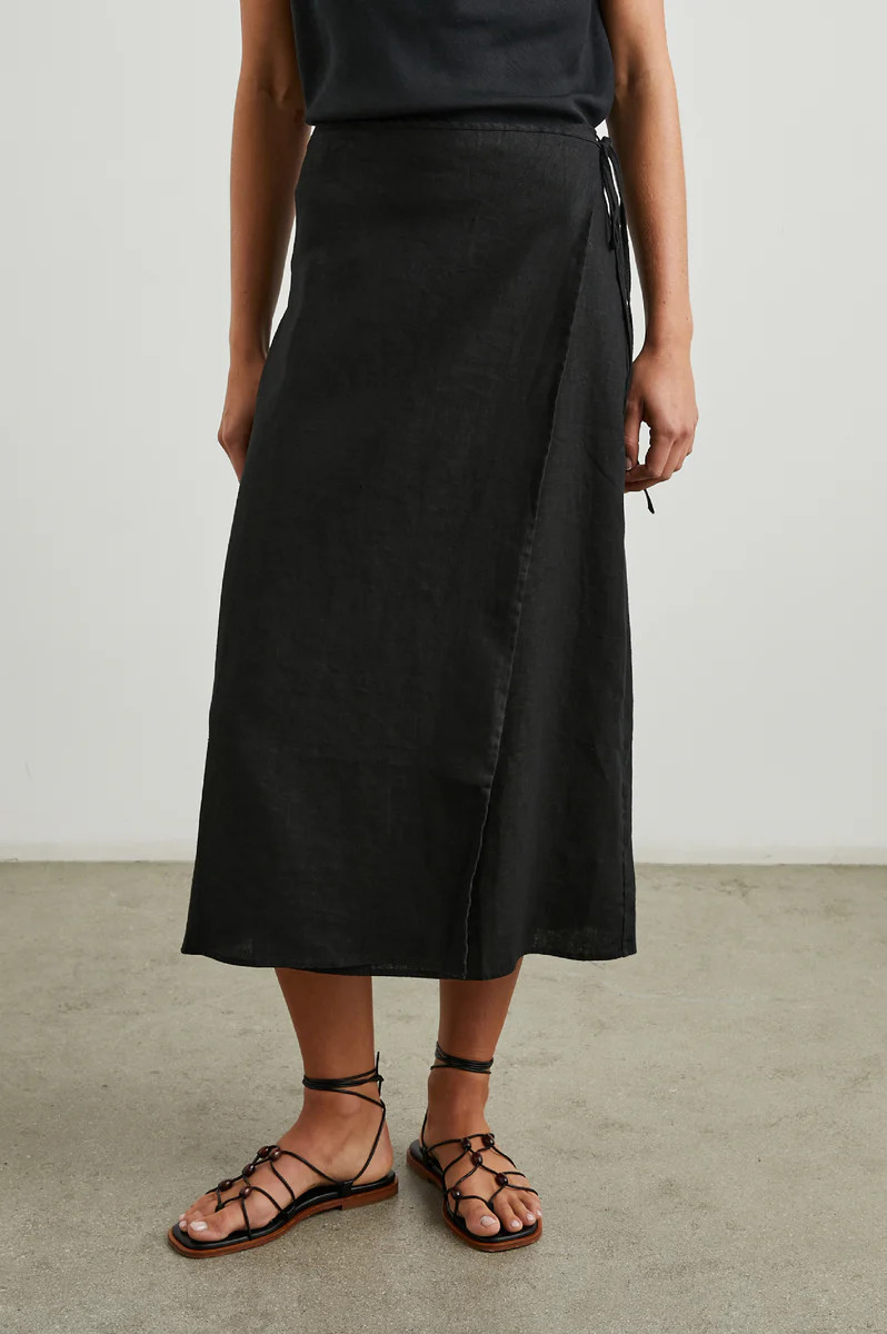 CARLY SKIRT - BLACK | Rails