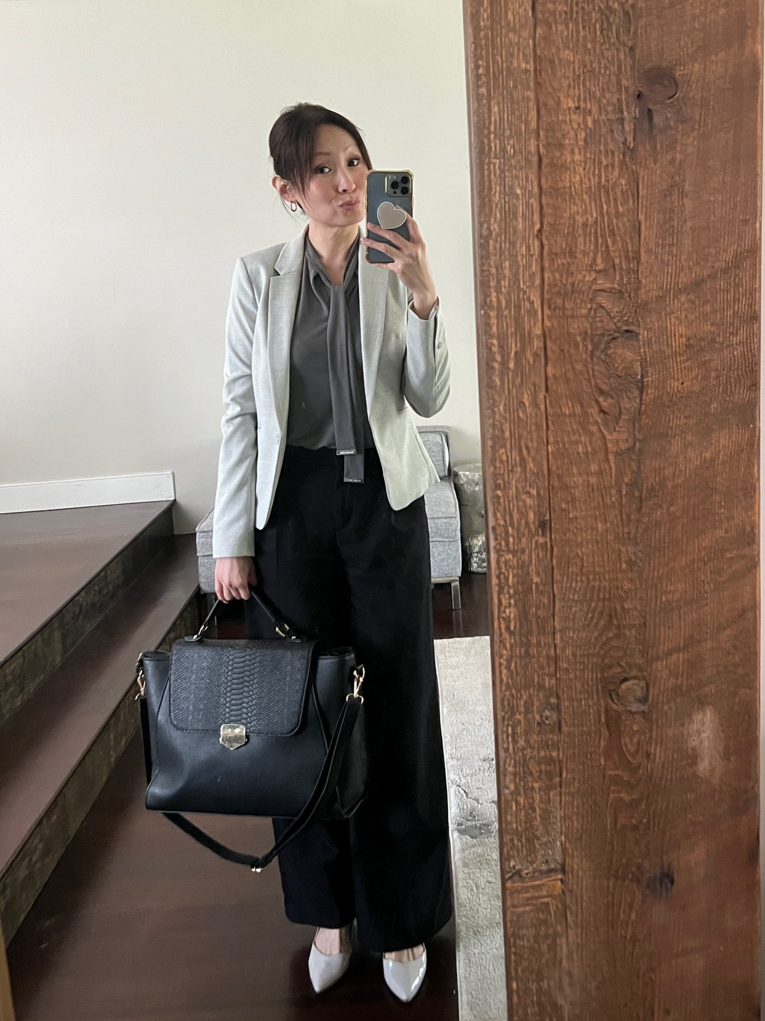 Business wear for a change 

#LTKStyleTip #LTKWorkwear #LTKOver40