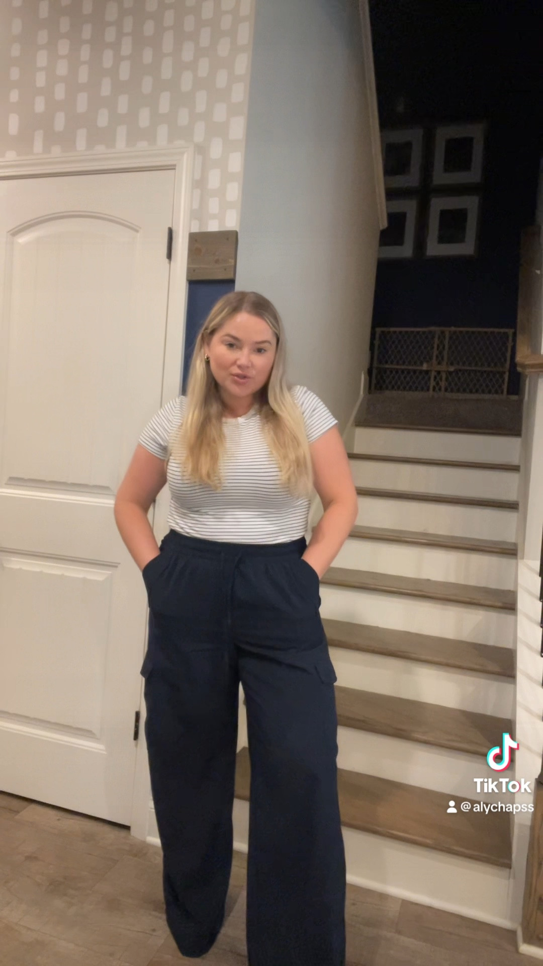 Cargo pants
Slim fit tee
Casual outfit inspo
Midsize fashion
Curvy outfit inspo

#LTKSeasonal #LTKmidsize #LTKfindsunder50