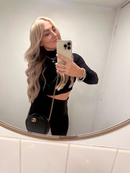 My hair girl refreshed my blonde and the extensions! Loving this simple black and black look! Leggings for the win 

#LTKfitness #LTKstyletip #LTKSeasonal