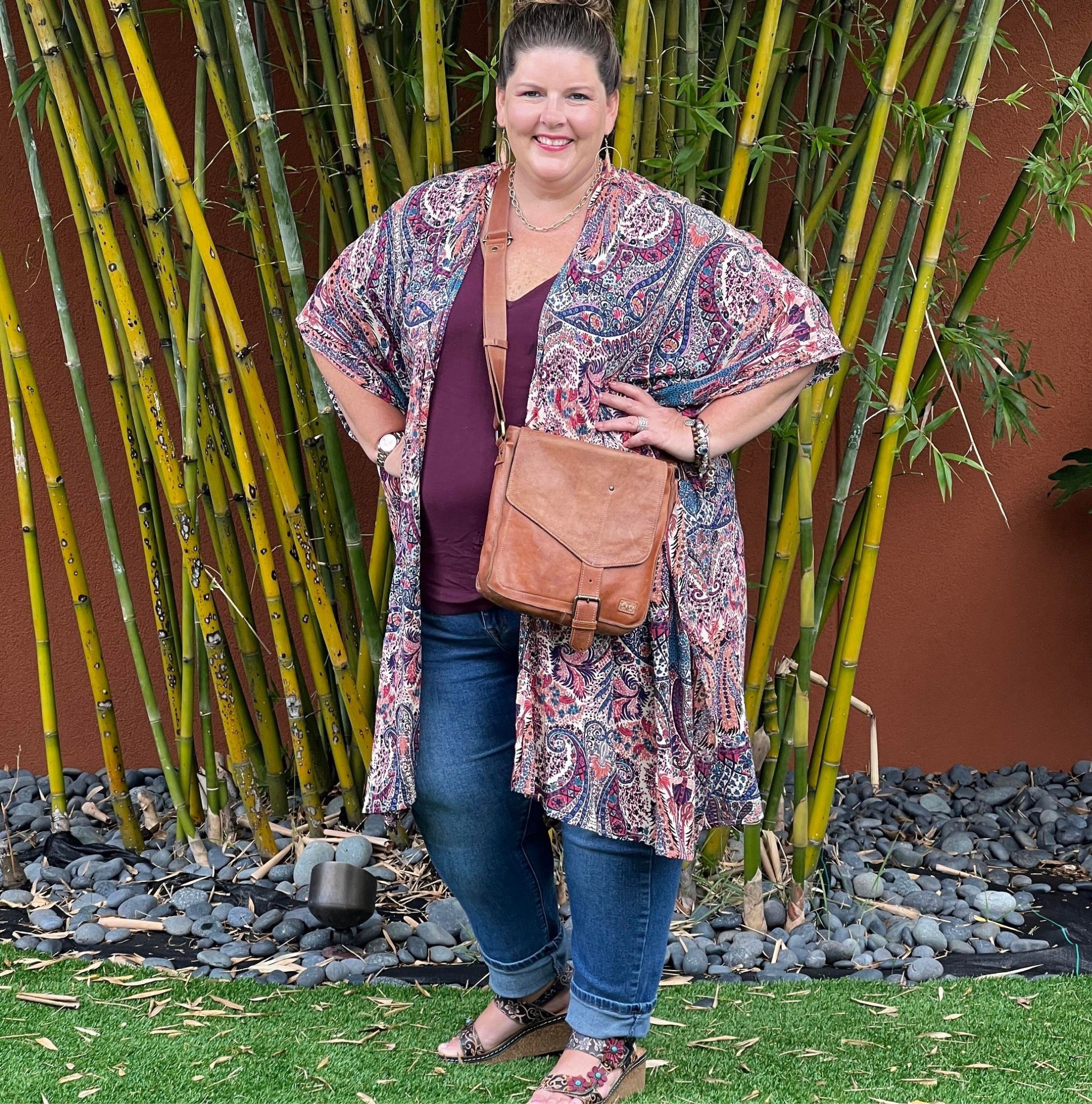 Here’s the look my hubby loves! Wear all day, super comfy, cute wedges, perfect jeans, kimono, and short sleeve blouse with my go-to daily satchel purse. 

#LTKshoecrush #LTKcurves #LTKSeasonal