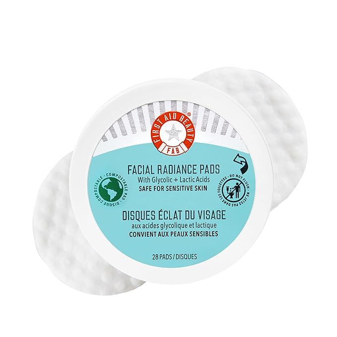 First Aid Beauty - Facial Radiance Pads with Glycolic & Lactic Acids – Daily Exfoliating Pads w... | Amazon (US)