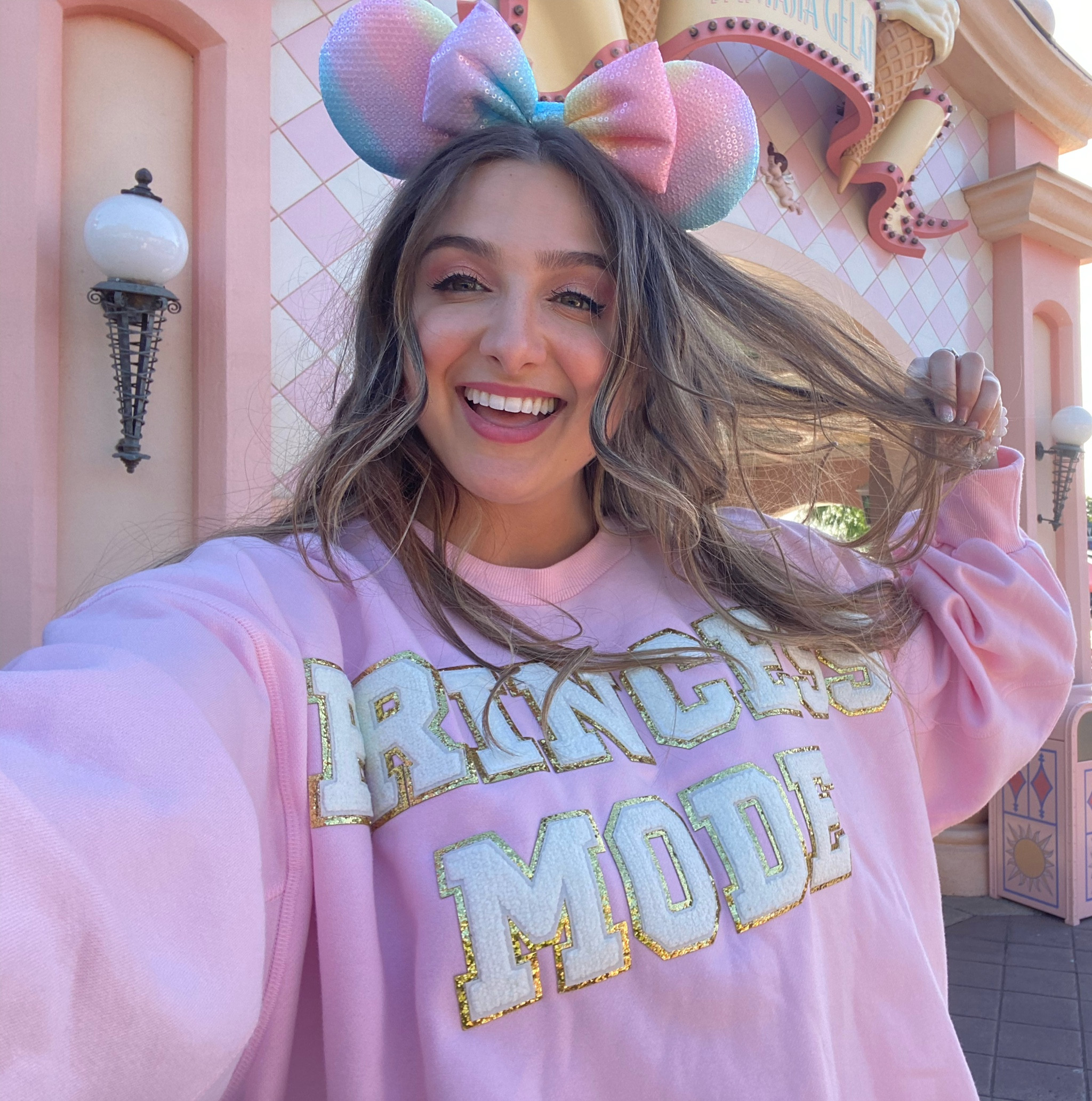 Selfies at DLP ✨🍦🫧✨ 

#LTKunder100 #LTKtravel #LTKstyletip
