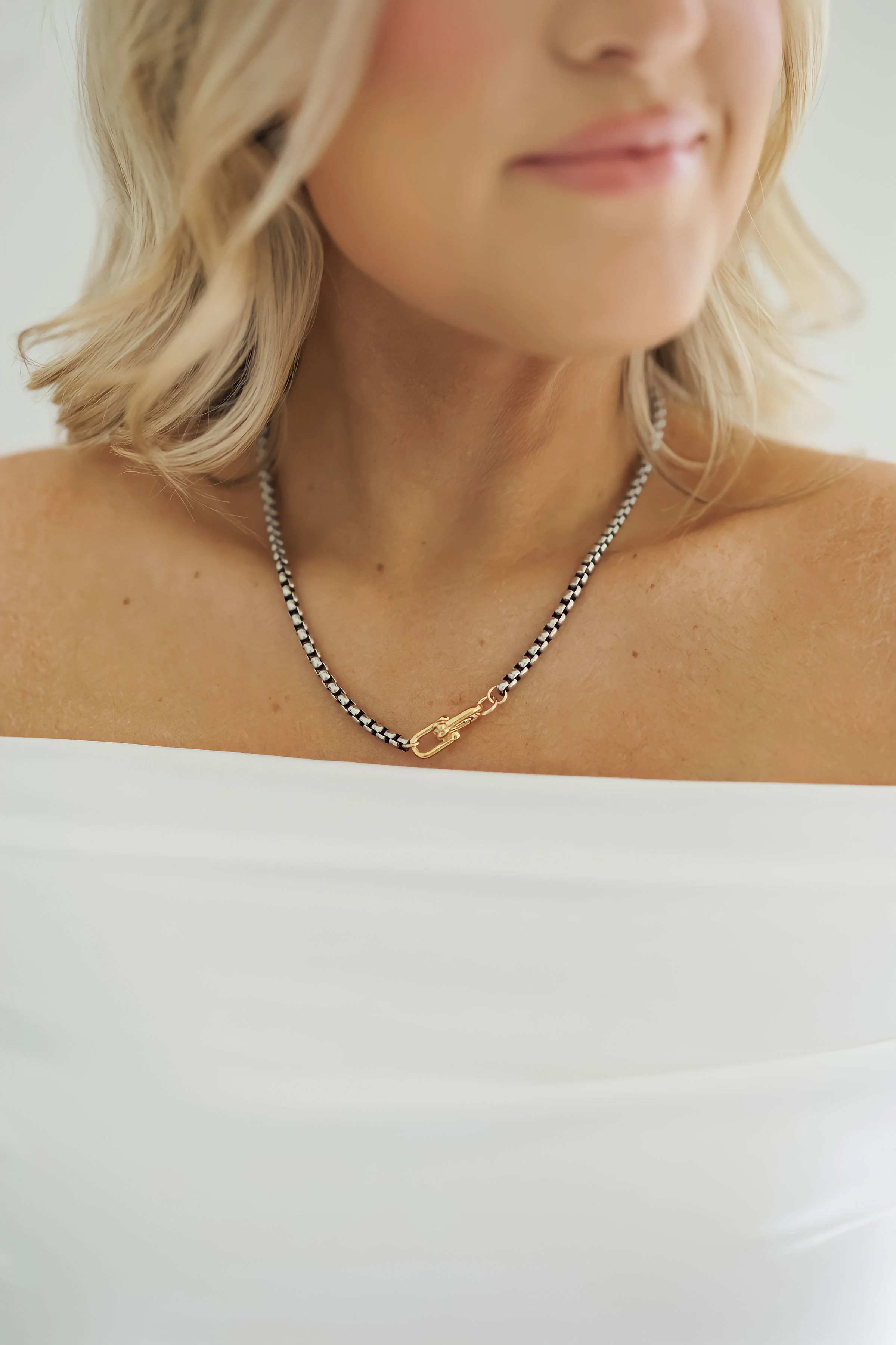 Nova Round Box Chain Necklace-Silver/Gold Large | Landry Kate