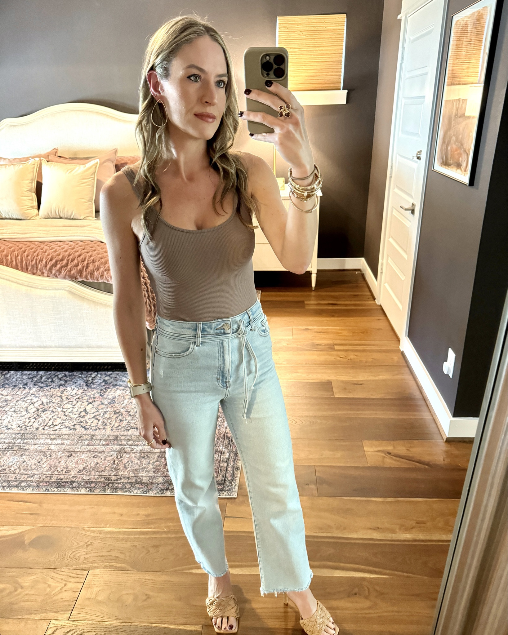 Back in stock and 40% off using code FALL40. There’s a lot of cute fall items in this sale. The rest of the site is 30% off using code OCT30.

#everypiecefits

Fall outfit 
Denim 
High waisted jeans 
Mom jeans 
Jeans 
Casual outfit 
Dinner outfit 
Brunch Outfit 

#LTKVideo #LTKSaleAlert #LTKSeasonal