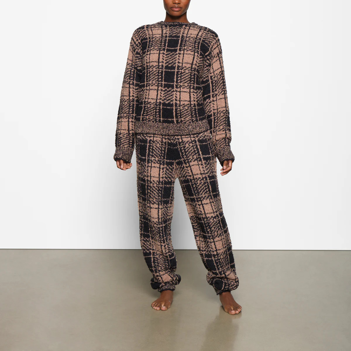 COZY KNIT UNISEX JOGGER | SKIMS (US)