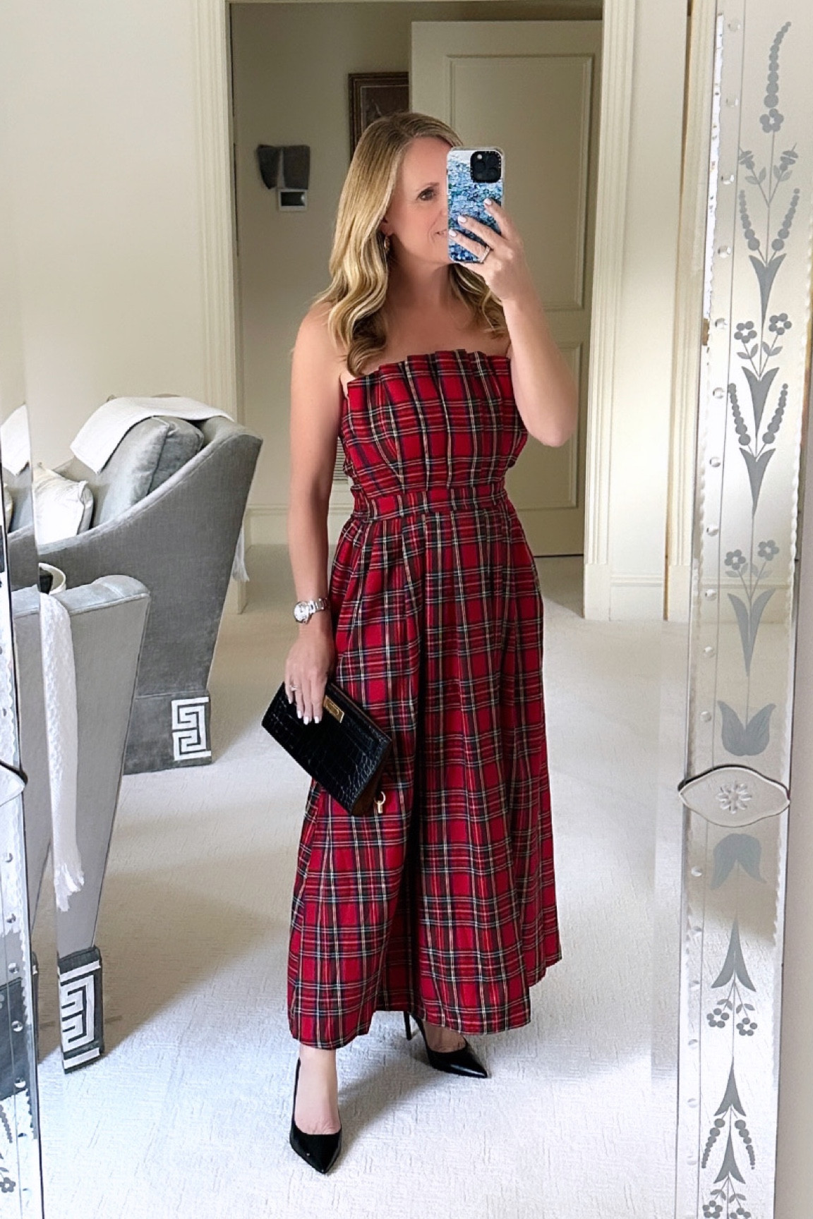 The most gorgeous, red holiday plaid! Tartan is my favorite for the holiday season This beautiful strapless dress with box plate, bodice and fitted waist with full skirt is truly gorgeous! I’m wearing size small, but it has an elastic back so I would say it runs true to size. I’m 5‘2“ tall for length reference.

#LTKFindsUnder100 #LTKOver40 #LTKHoliday