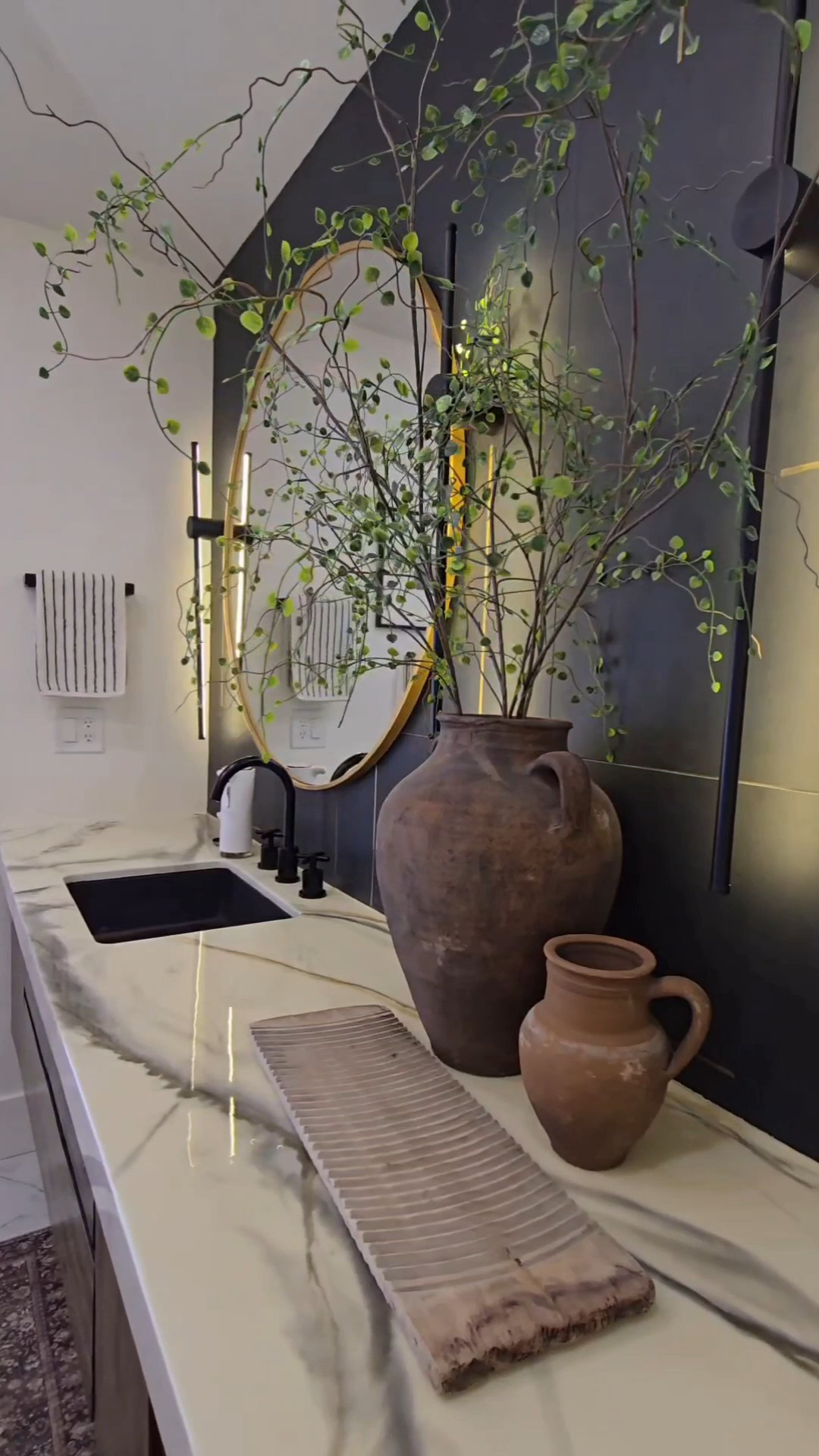 The sweetest handmade bath caddy 🛁🤍 I’m linking similar trays + everything styled here in my LTK. Tap to shop ✨

#LTKHome #LTKU