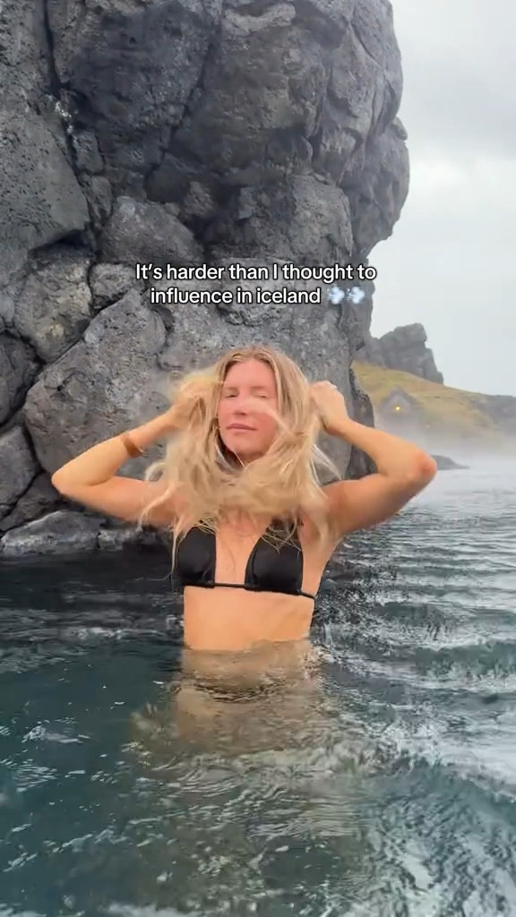 The wind goes crazy 😭😭

#LTKFindsUnder50 #LTKFindsUnder100 #LTKSwim