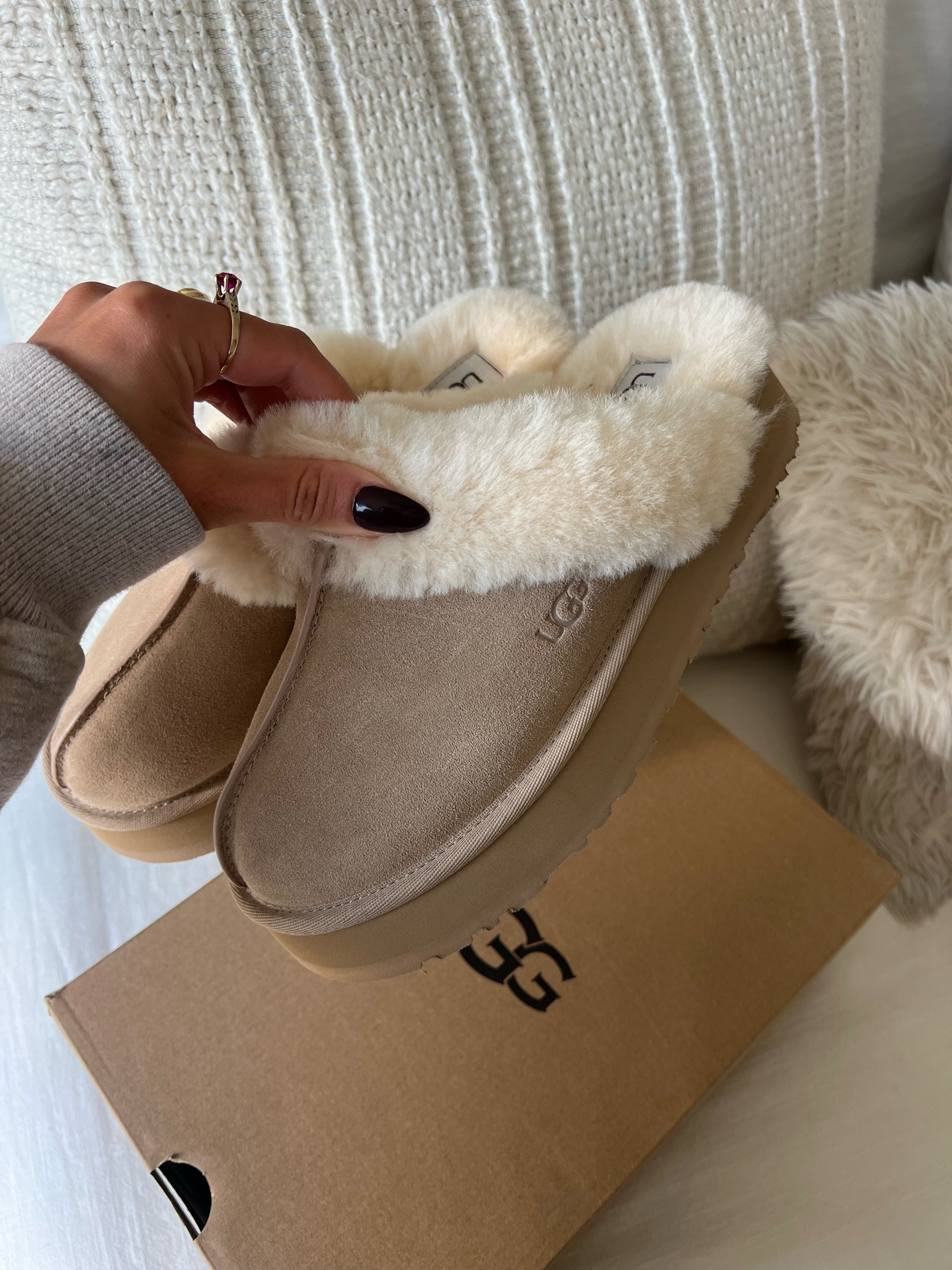 fall shoes >>>🤎🍂

#LTKNYFW #LTKSeasonal #LTKFallSale