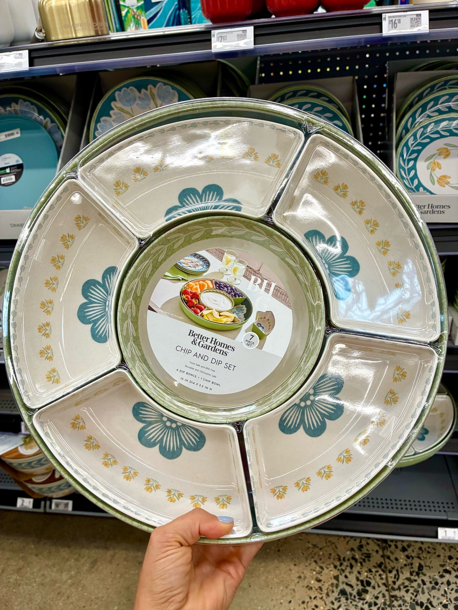The cutest chips and dip dish! I love this new pattern!

#LTKHome #LTKfoodie
