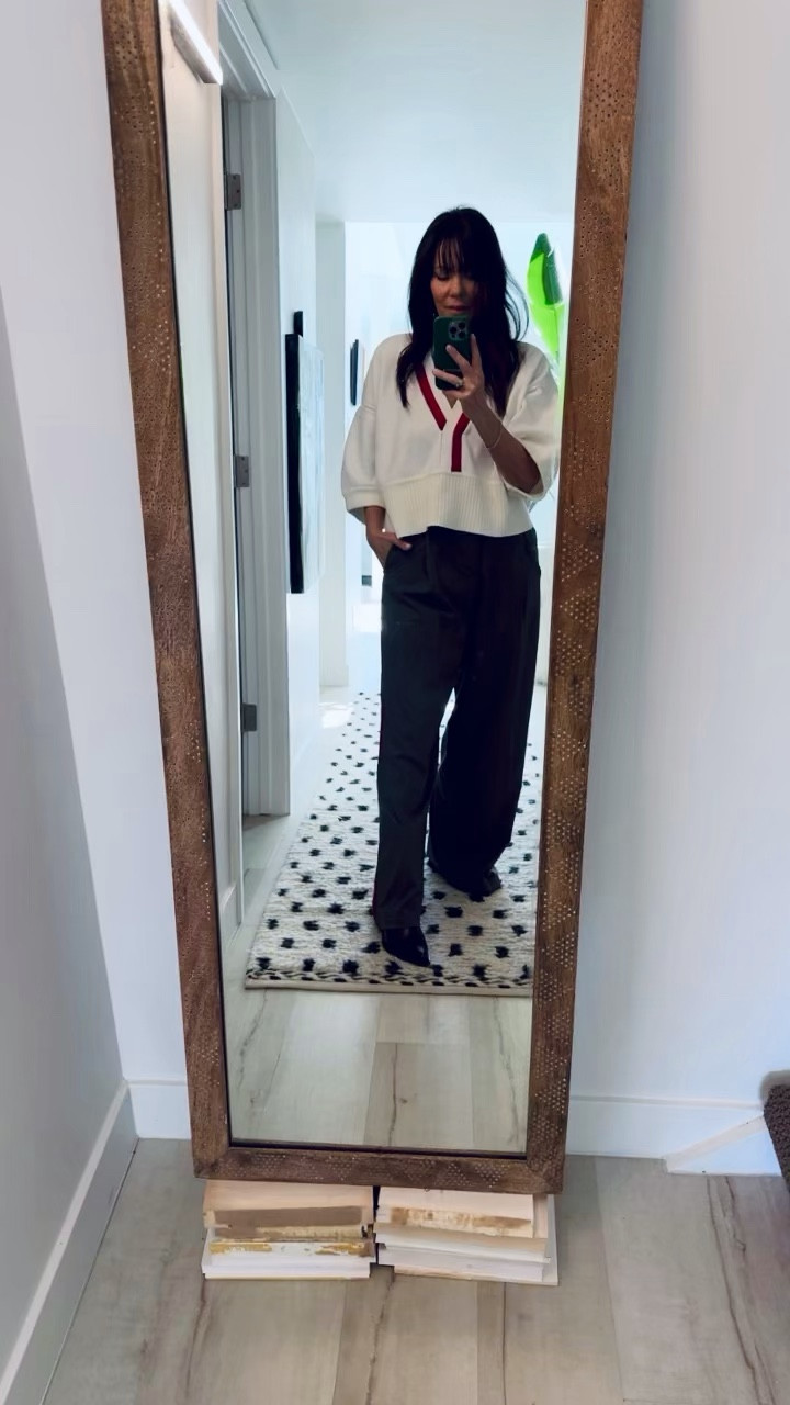 Cutest cotton sweater!! 
More colors and it’s finially linkable 

#LTKWorkwear #LTKTravel #LTKFindsUnder100