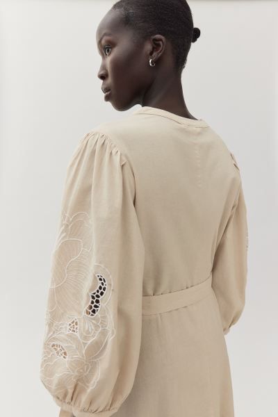 Embroidered Dress - Light beige - Ladies | H&M US | H&M (US + CA)