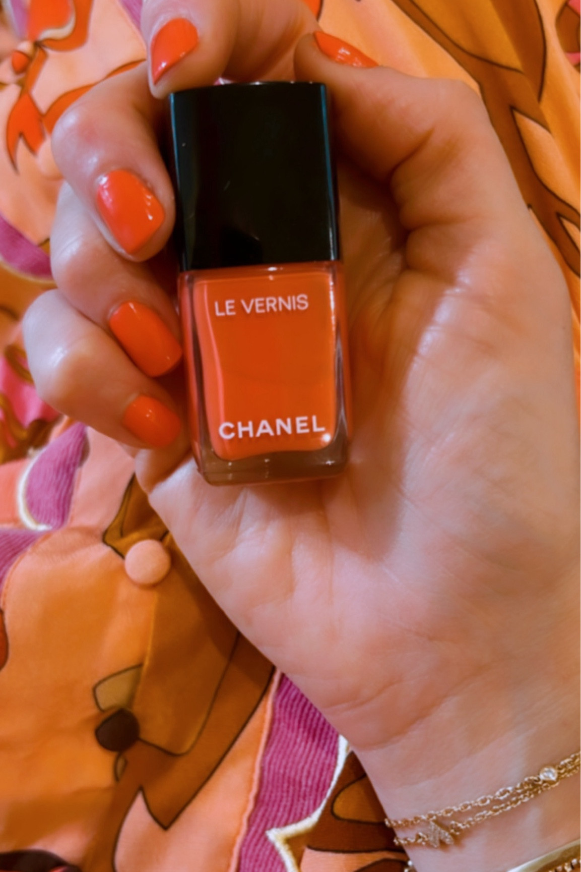 🧡 ORANGE 🍊 

#LTKbeauty #LTKSeasonal #LTKparties