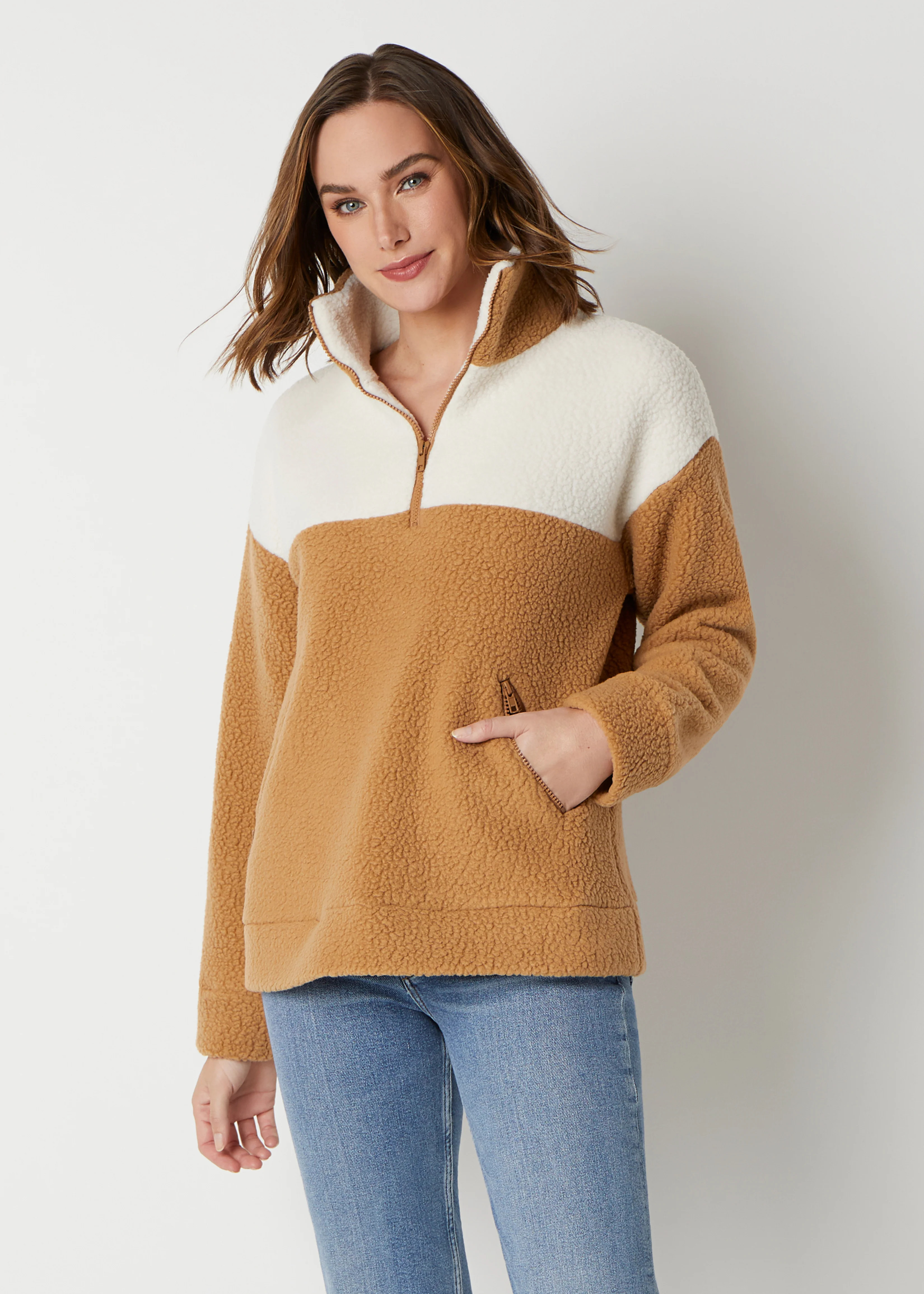 Bleecker Pullover in Shearling Fleece (Camel / Cream) | Dudley Stephens