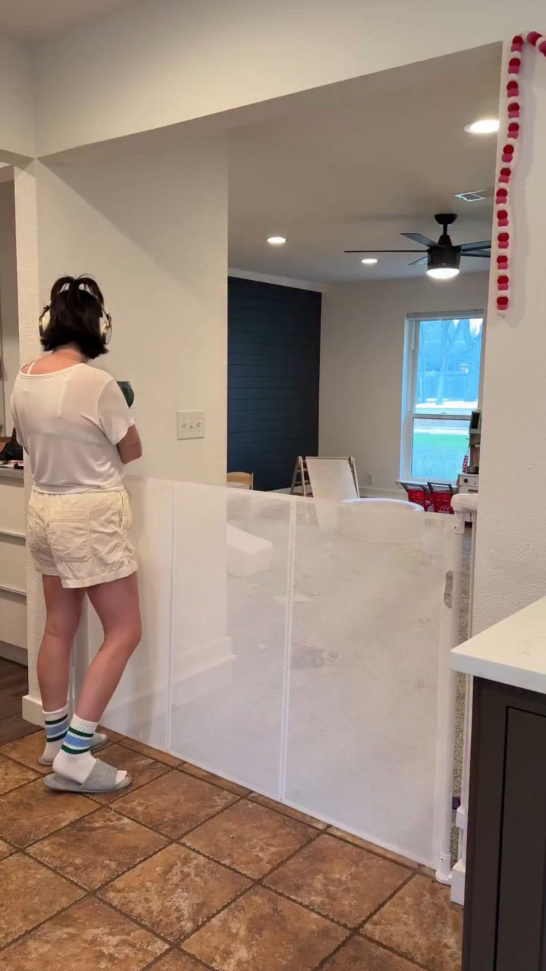 The dreaded cover wash day 😩😵‍💫 happy friday!!!! 

#cleanwithme #cleaningasmr #cleaningmotivation #asmrvideo #asmrsounds

#LTKKids #LTKHome #LTKmomlife