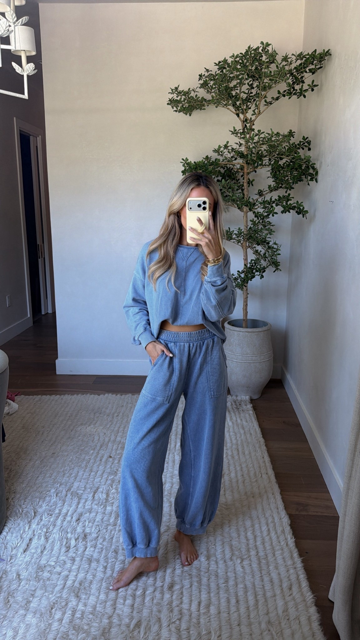 Wearing an XS!
Code MORELOVE