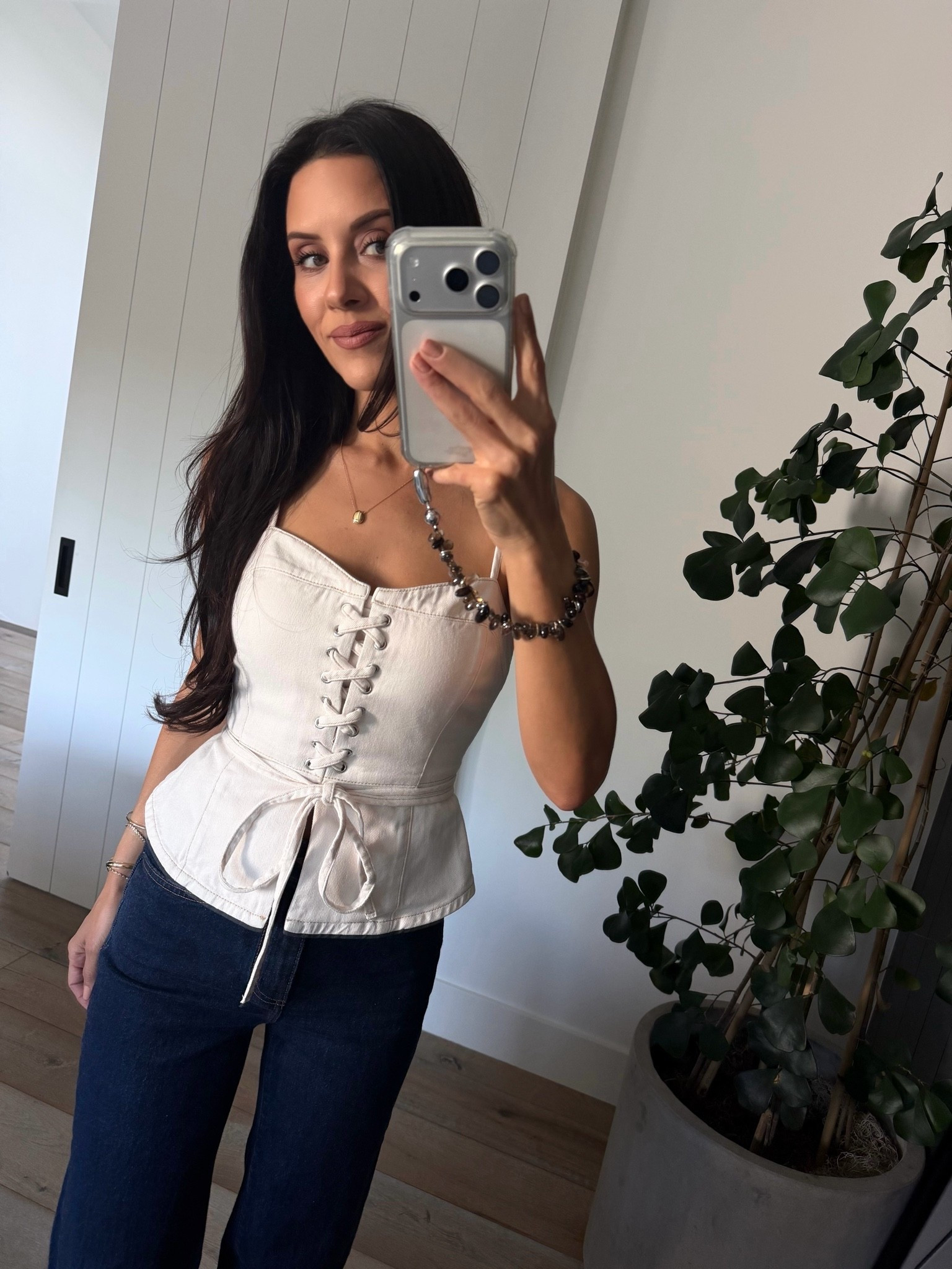 The perfect little summer top! It’s cute and flattering and best of all comfy!