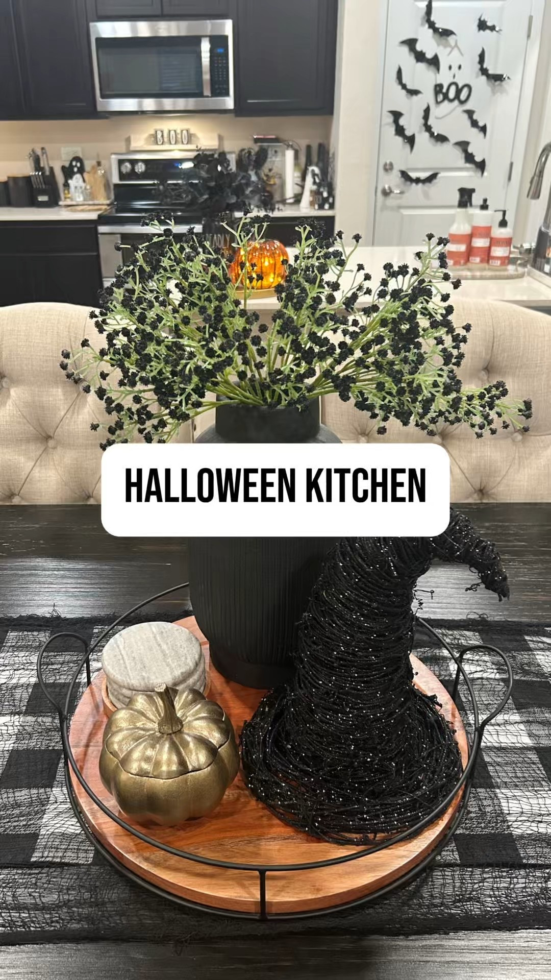 Halloween kitchen 🖤

Spooky cute decor with a Falloween vibe. #halloween #halloweendecor #halloweenkitchen #kitchendecor

#LTKHome #LTKSeasonal #LTKHalloween