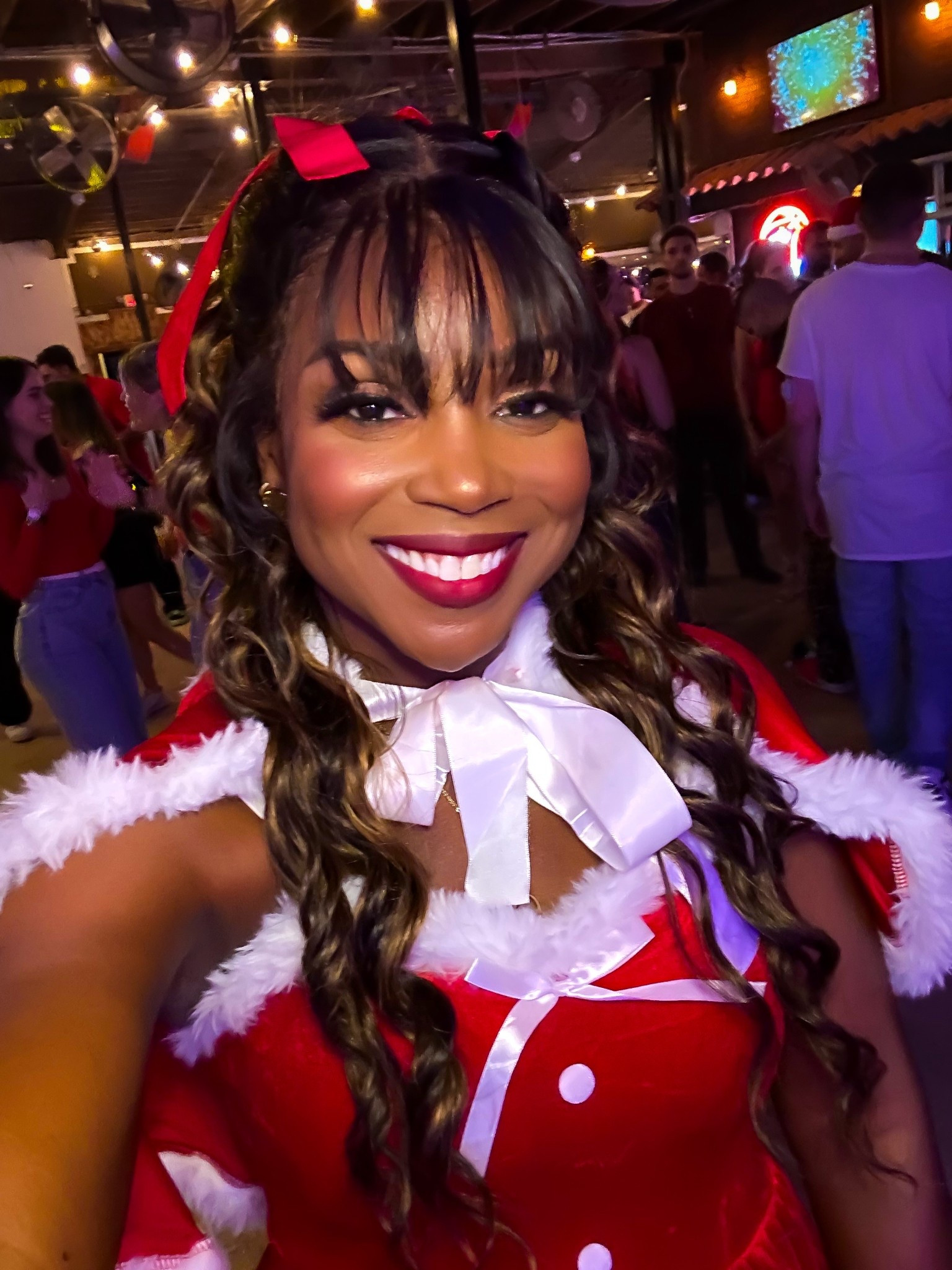 Holiday glam activated ✨🎄
Red lips, festive curls, and all the merry vibes. this is my favorite time of year!!

#HolidayGlam #ChristmasVibes #FestiveGlam #HolidayBeauty #ChristmasStyle #TisTheSeason #RedLipMoment #HolidayReady

#LTKHoliday #LTKBeauty #LTKFindsUnder100