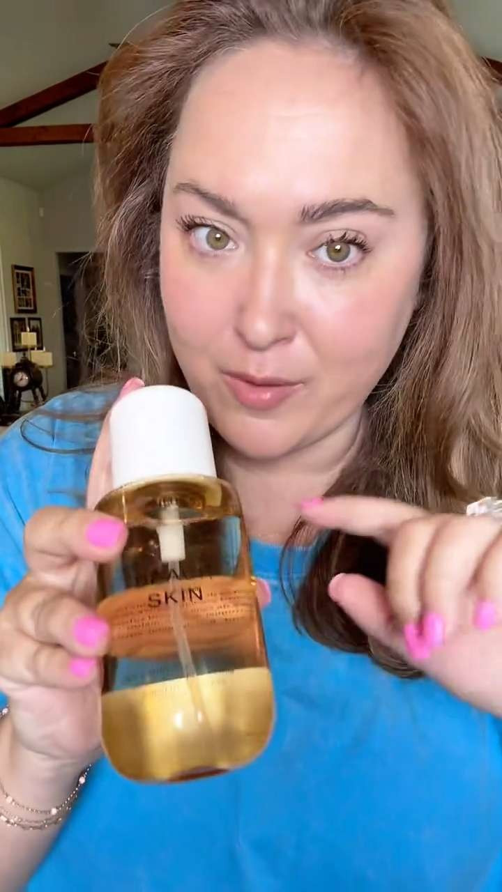 PHLUR Beach Skin Body Mist, 8 Fl Oz - Hair and Body Perfume for Women, Sea Salt, Coconut Milk and Warm Sandalwood Fragrance In a Vanilla Perfume Body Spray 

 #LTKMothersDay #LTKselfcare #LTKBeauty