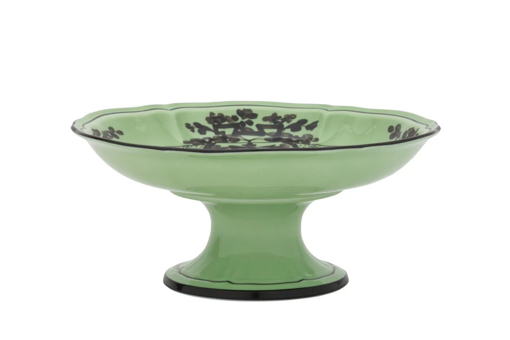 Oriente Italiano Fruit Stand in Bario | Over The Moon