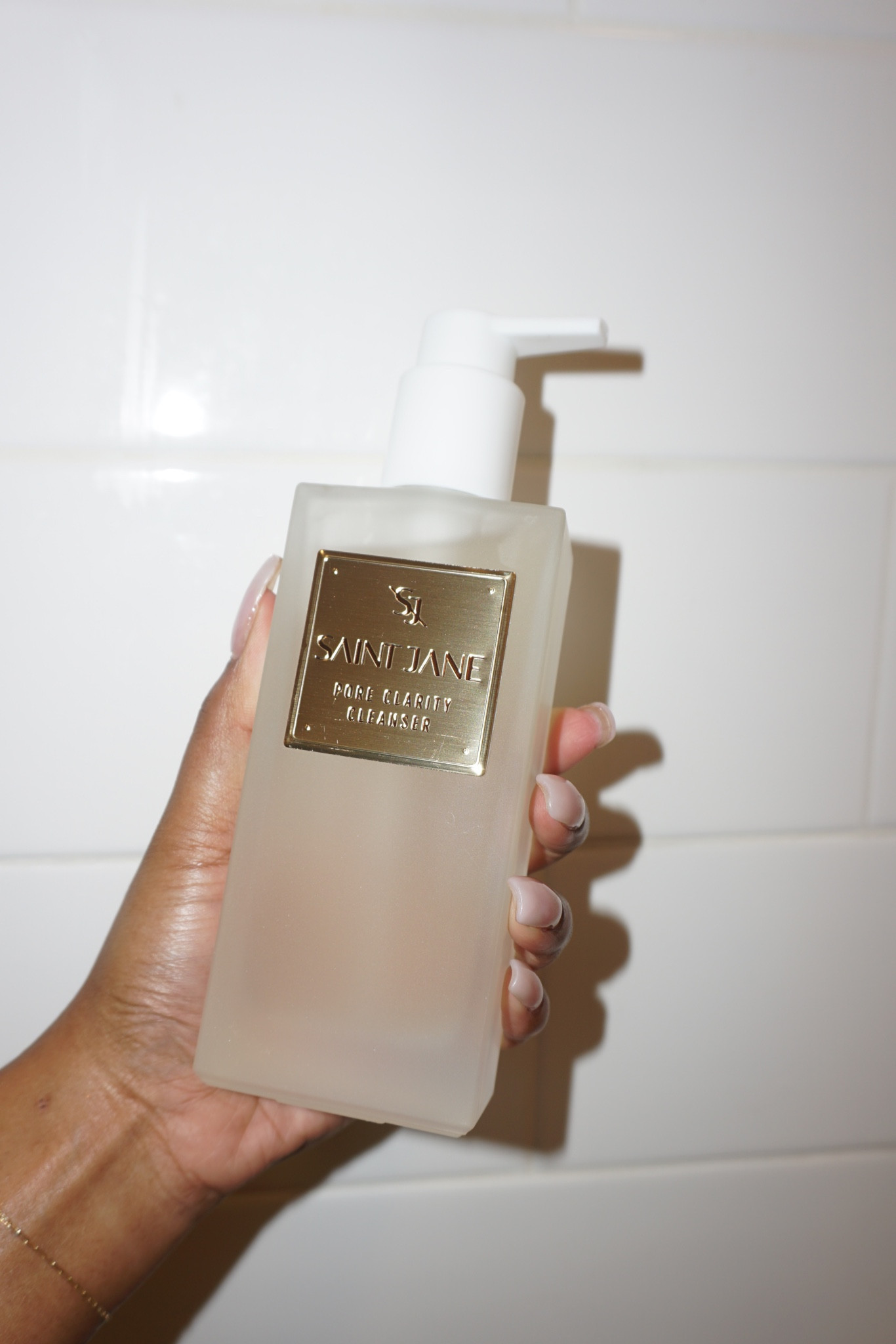 Finished my last cleanser and replaced it with the Saint Jane Pore Clarity Cleanser. Immediately I was impressed. It feels smooth on your skin and your skin feels clean and not stripped after. I was also pleasantly surprised by the scent. It’s the jasmine oil. I love that it isn’t added fragrance! It also has:
HA - Hyaluronic acid 🧴
AHA - Glycolic acid 🫧
BHA - Salicylic acid 🧼

The formula is a beautiful as the bottle! If you want to try feel free to use my discount code “YVANNA15” for 15% off your order

#LTKBeauty