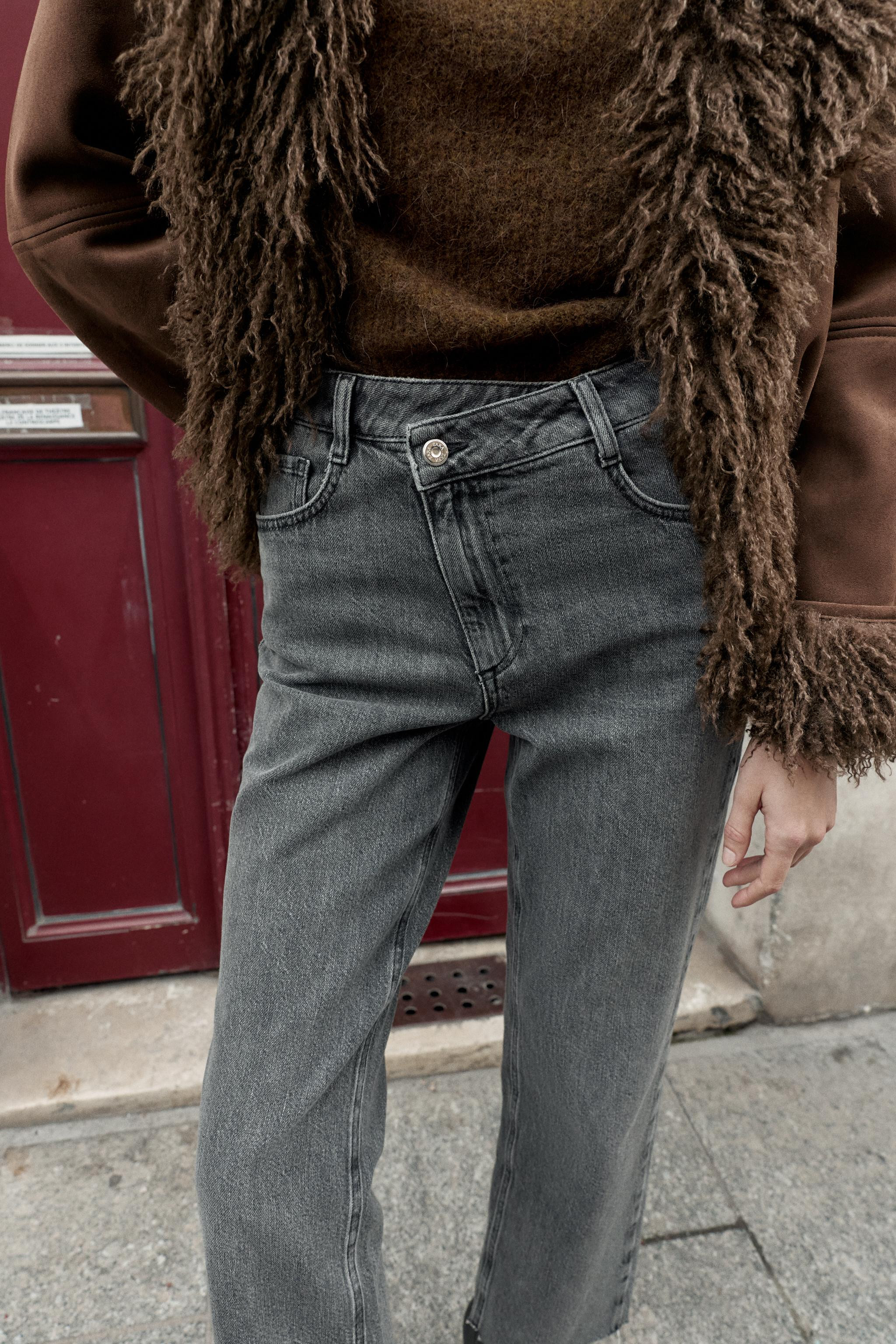 Z1975 STRAIGHT HIGH-WAIST CROSS-OVER WAIST JEANS | Zara UK