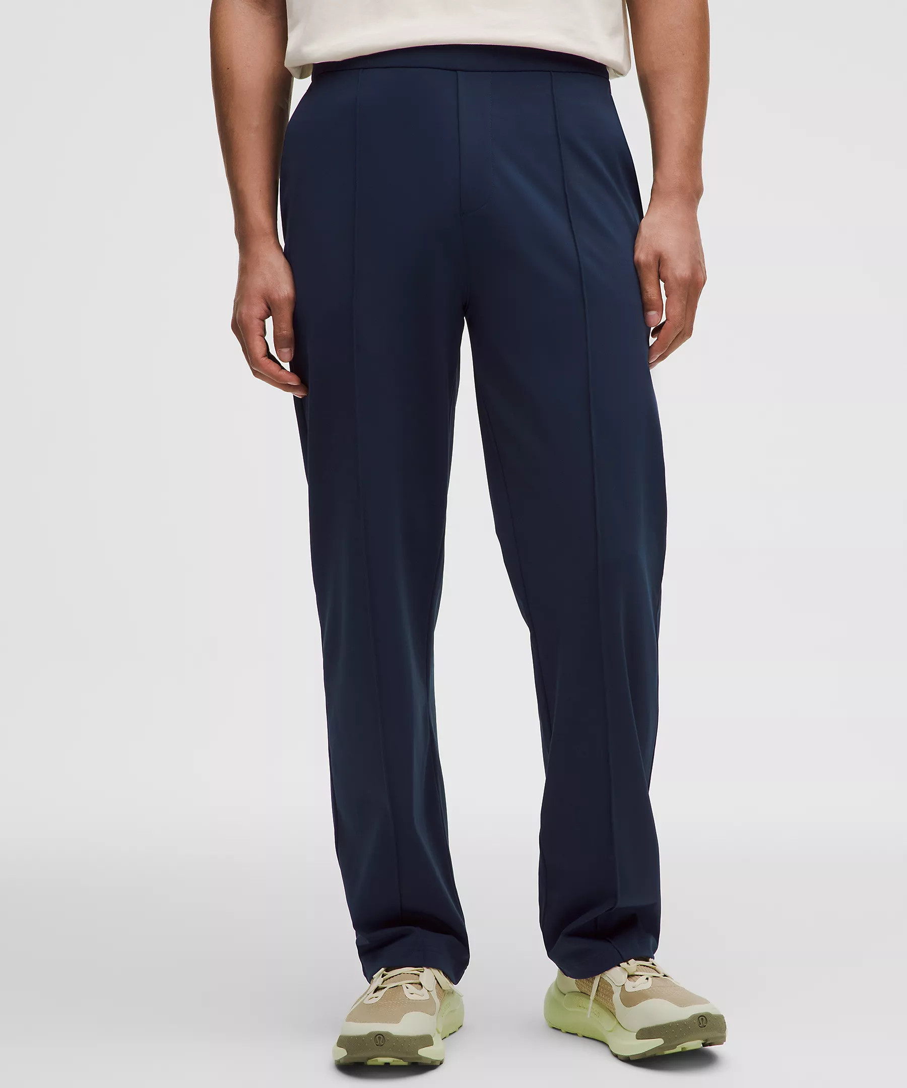 Men's Daydrift Classic-Fit Pintuck Trouser | Lululemon (US)