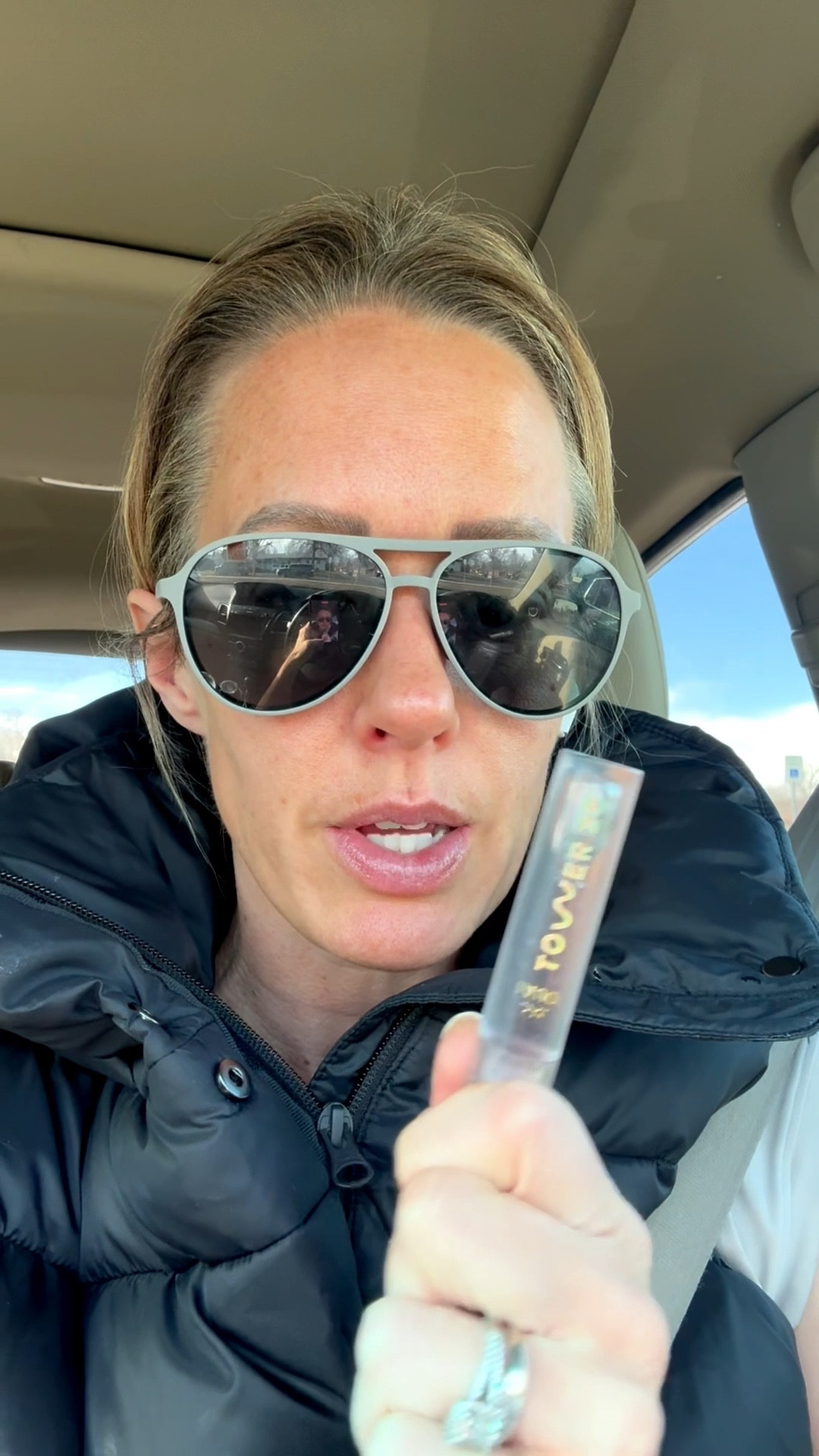 Obsessed is an understatement 🌴💋

This OUAI Limited Edition St. Barts Non-Sticky Lip Jelly is giving vacation lips in one swipe. Ultra-glossy, never sticky, and smells like you just landed somewhere tropical with a drink in hand. It’s the kind of lip you throw on for carpool, date night, and beach days and somehow it works for all of it.

Limited edition = don’t wait. Trust me, your lips need this. ✨

#OUAI #StBarts #NonStickyGloss #LipJelly #VacationVibes #CleanBeauty #GlossyLips 