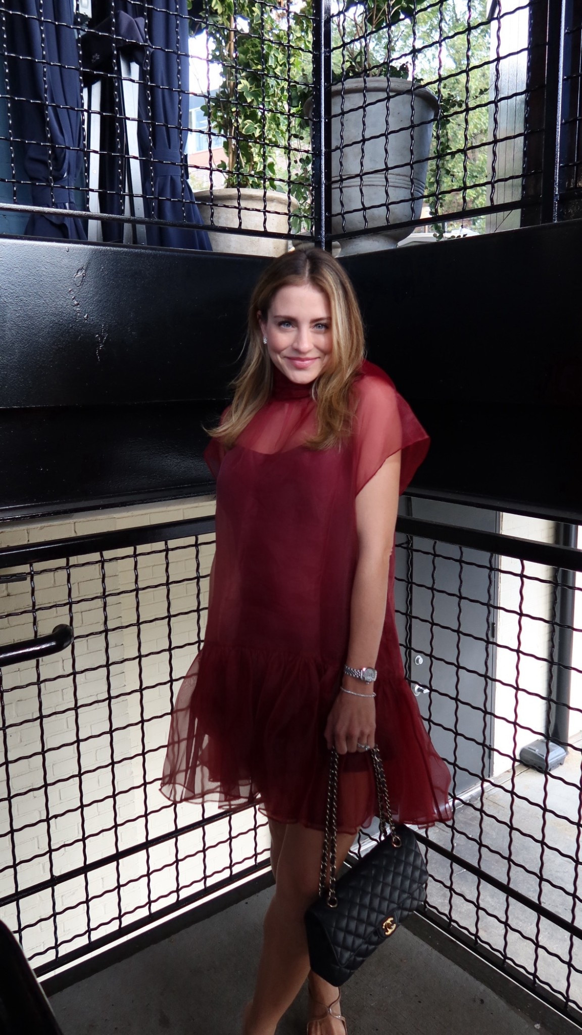 33! 🎂 so in love with this bordeaux dress for fall! ✨