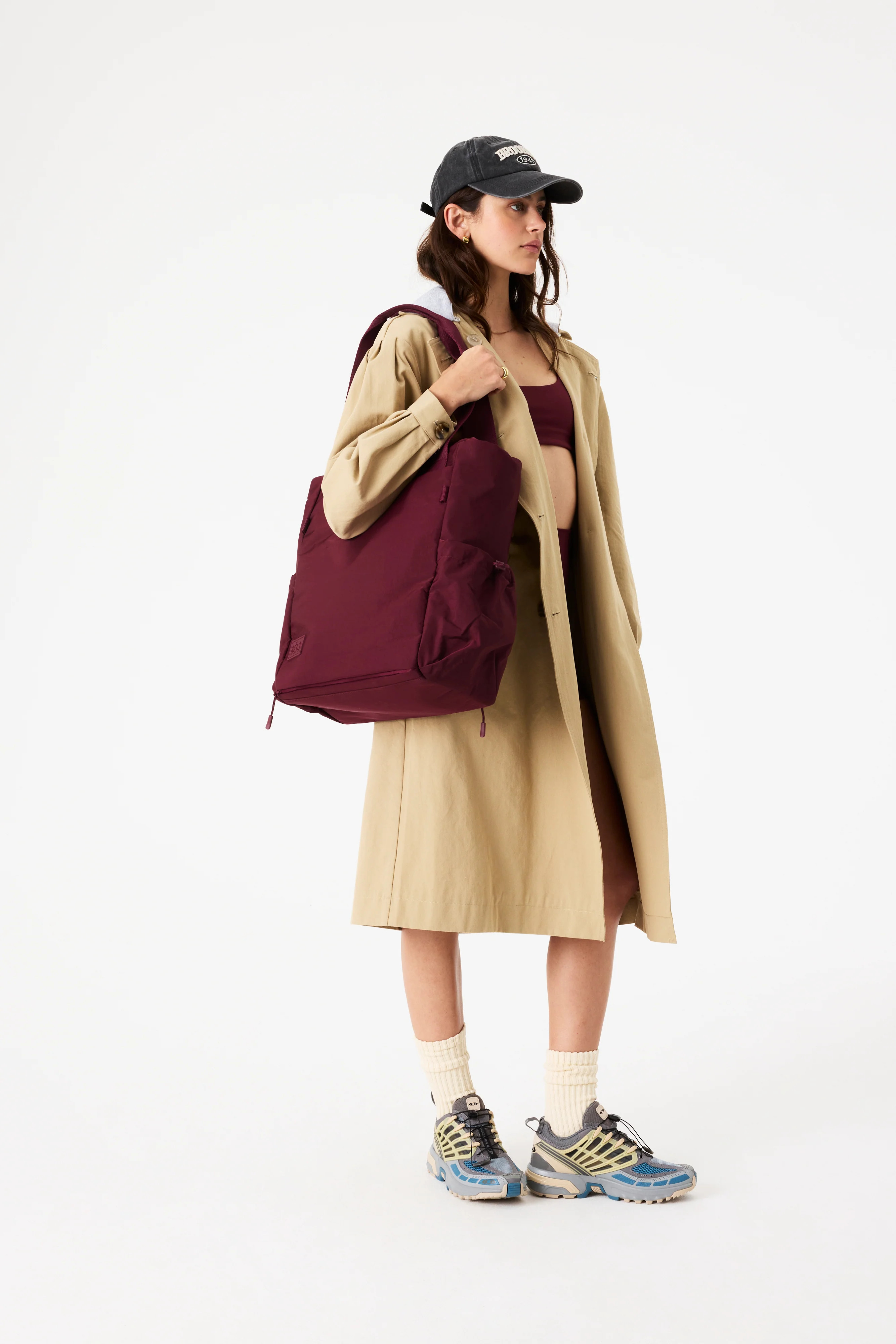 The Sport Tote in Burgundy | BÉIS Travel