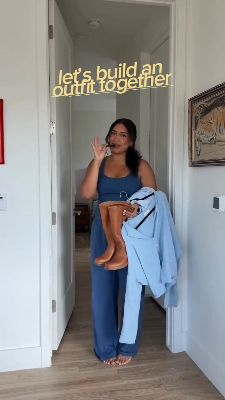 a cute skort hates to see me coming🙂‍↔️one of my favorite bottoms to wear for spring/ summer, details below & in my LTK:

Skort @Aritzia  
Cardigan @greybandit 
Boots @DSW 
Bag & glasses @amazonfashion 
Earrings @baublebar 


#LTKMidsize #LTKgrwm #LTKootd