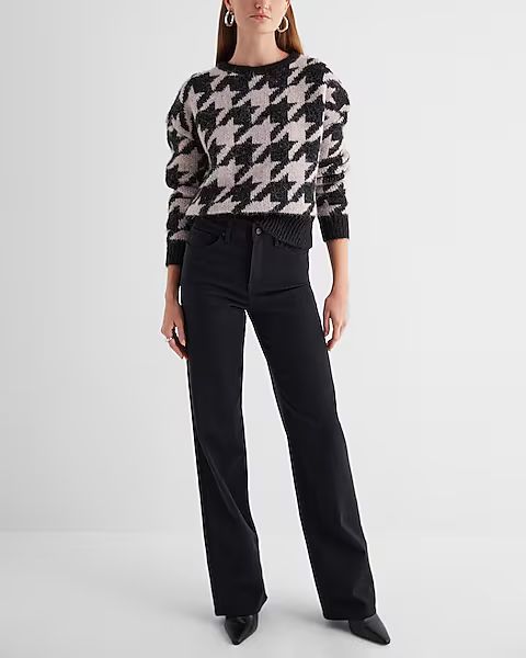 Houndstooth Fuzzy Knit Crew Neck Sweater | Express