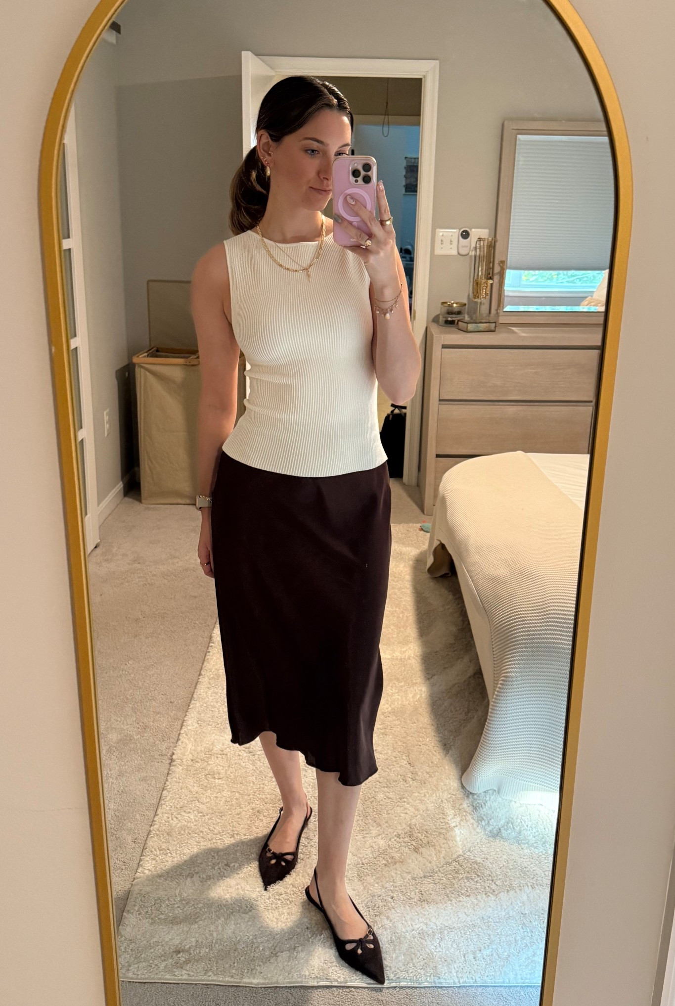 Skirt is thrifted Tash + Sophie and the rest is Nordstrom!

Workwear, corporate outfits, office outfit inspo

#LTKWorkwear