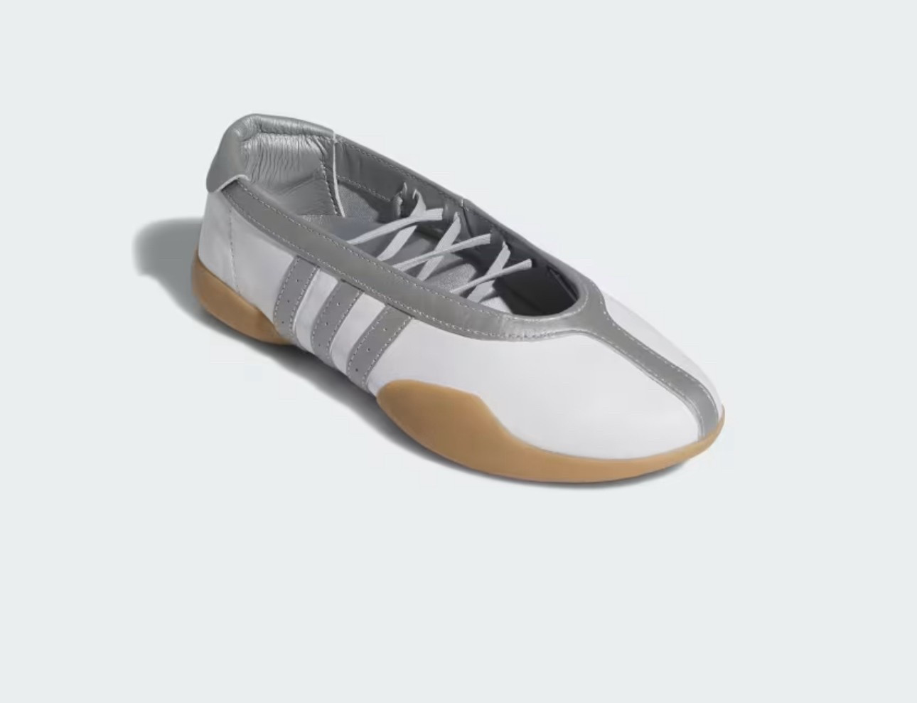 Did you grab these? The red has sold out so quickly. #adidasballetflats 

#LTKStyleTip