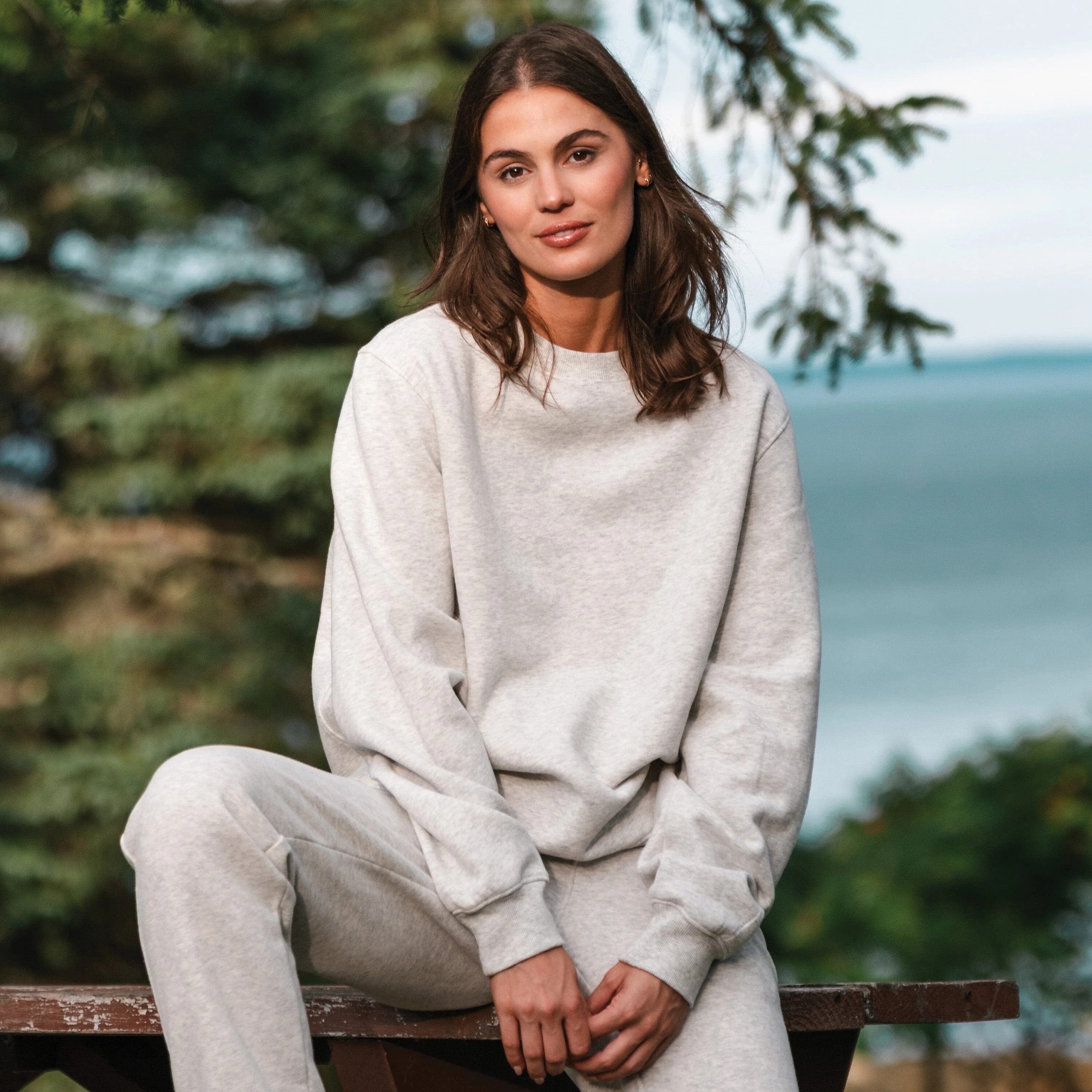 Ready Crewneck | RHOBACK