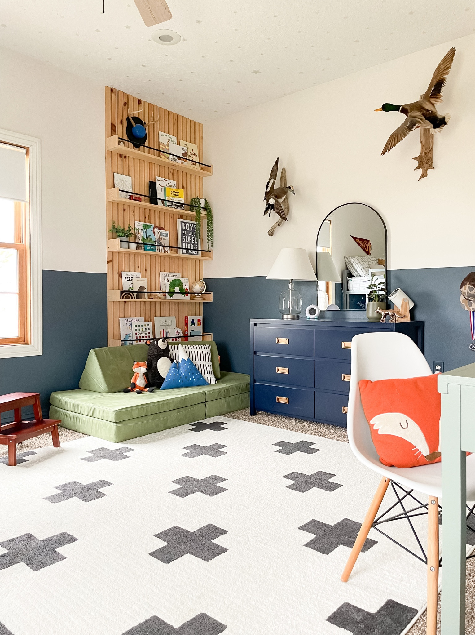 Modern rustic boys bedroom design. 

#LTKkids #LTKhome