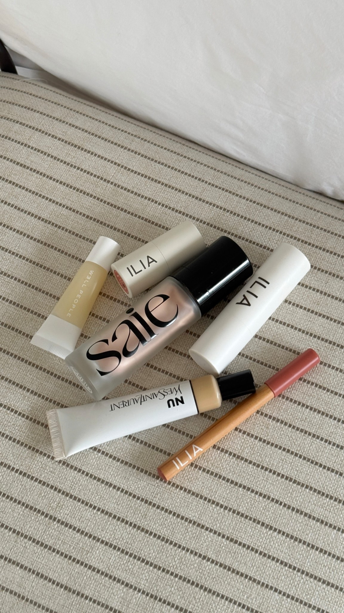 what’s in my makeup bag ✨ 

#LTKmomlife #LTKBeauty