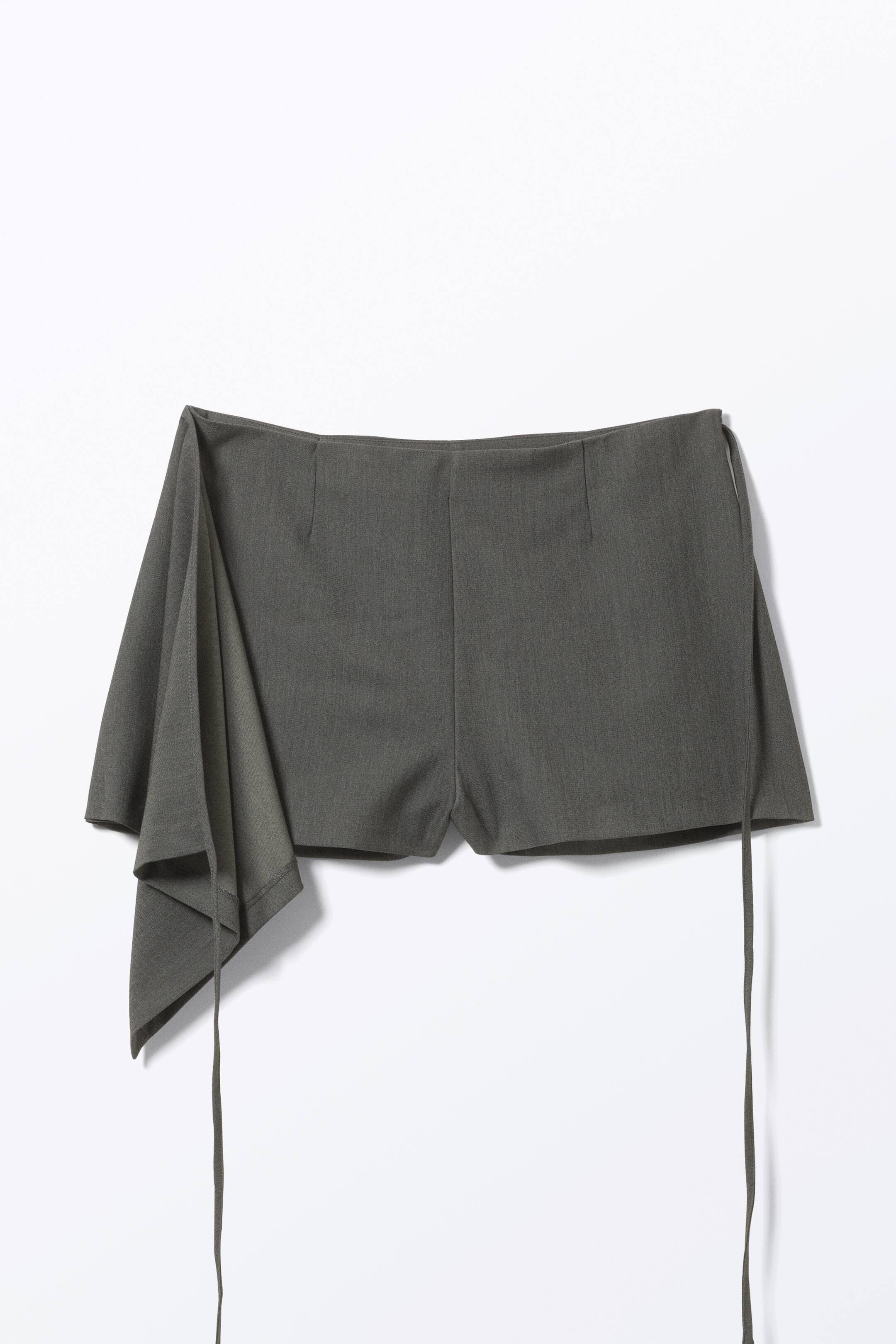 Mini Wrap Skort - Dark Grey - Ladies | H&M GB | H&M (UK, MY, IN, SG, PH, TW, HK)