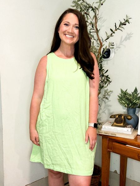 Lime green linen dress for summer. Size down! 