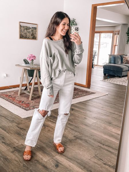 Free People tunic top, small
Long sleeve top
Abercrombie jeans, 26
Straight jeans, white jeans 

Spring outfits 
Spring outfit 
Vacation outfits 
Sandals 
Abercrombie and Fitch 
Amazon fashion
Travel outfits 

#LTKFind #LTKstyletip #LTKSale