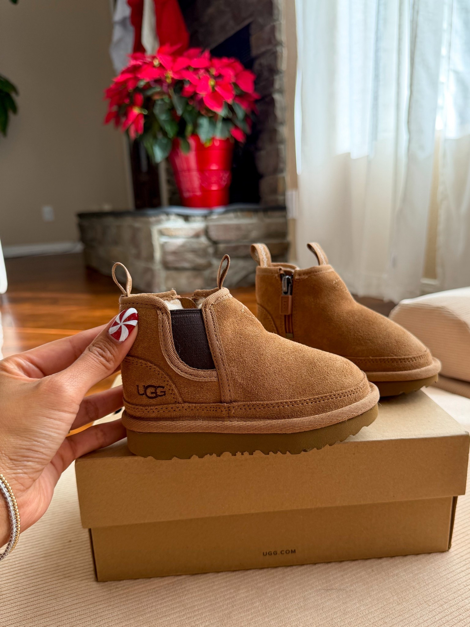 The cutest toddler Ugg boots 🎁

#LTKKids #LTKGiftGuide #LTKHoliday