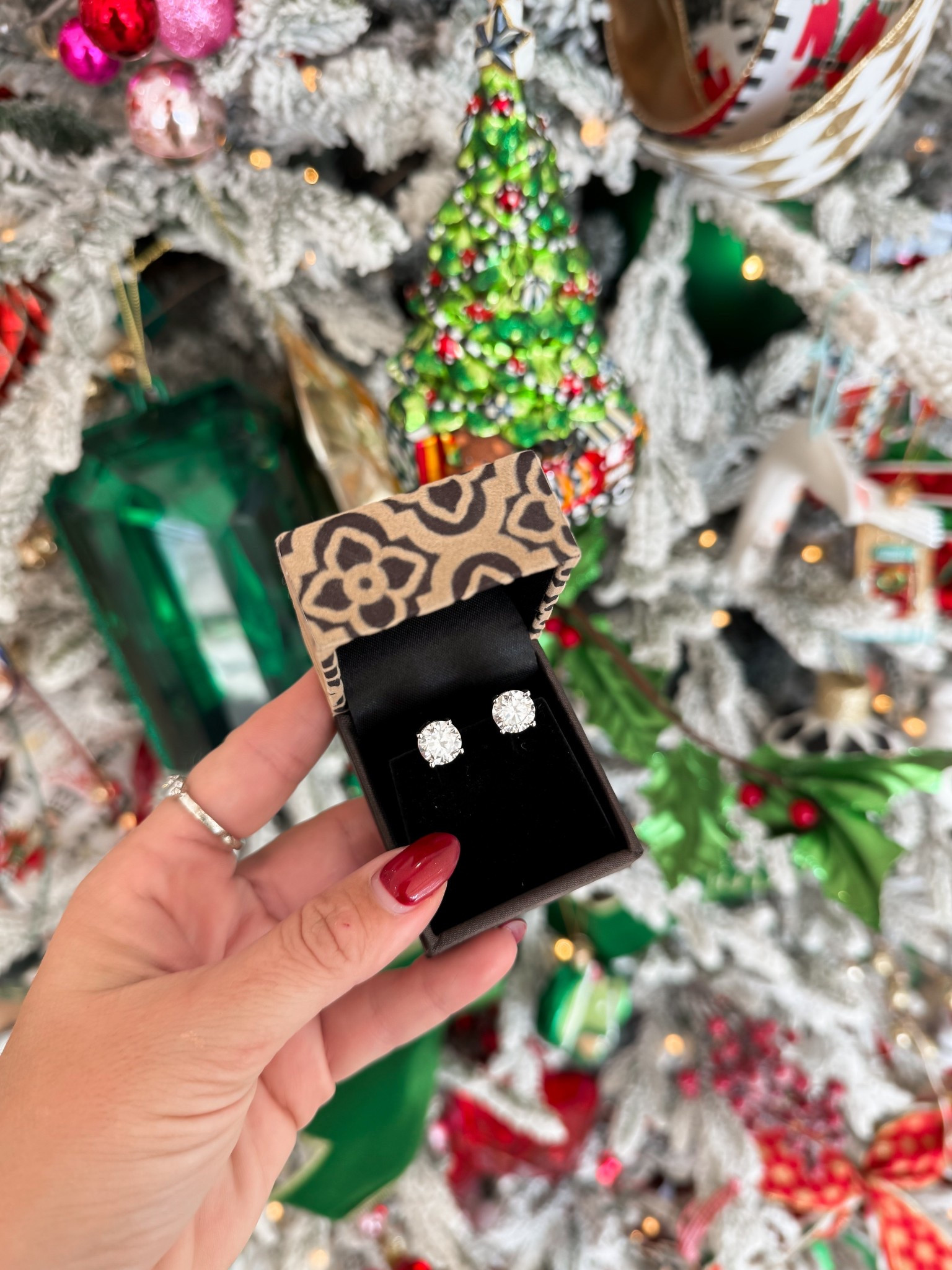 Diamond stud earrings, under $40!

#LTKCyberWeek #LTKGiftGuide #LTKFindsUnder50